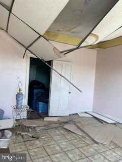 SHIPLEY HILL - Residential