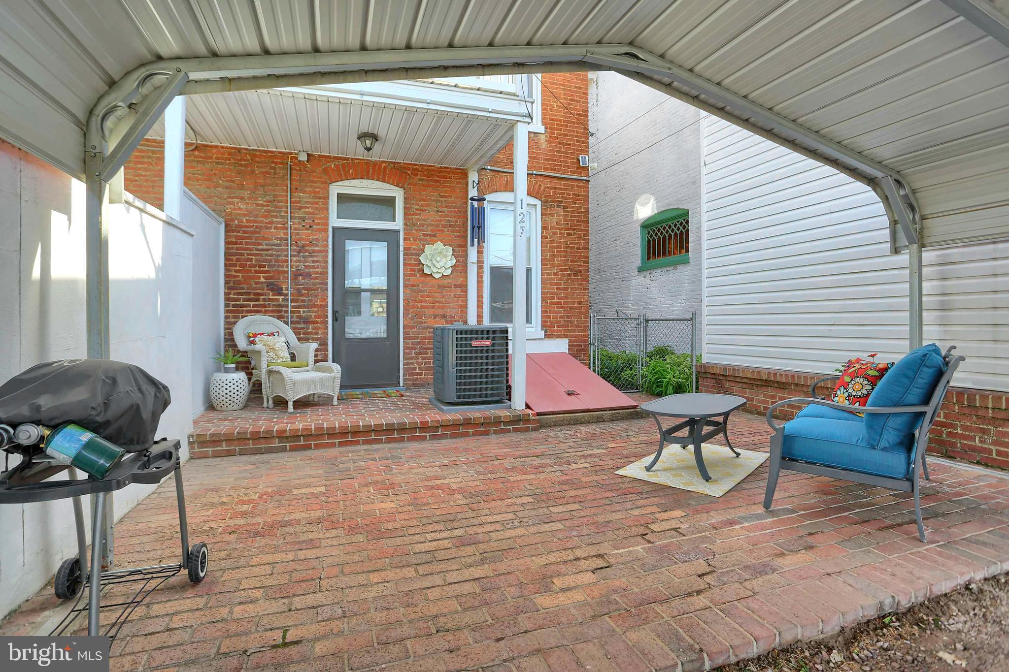 HAGERSTOWN - Residential