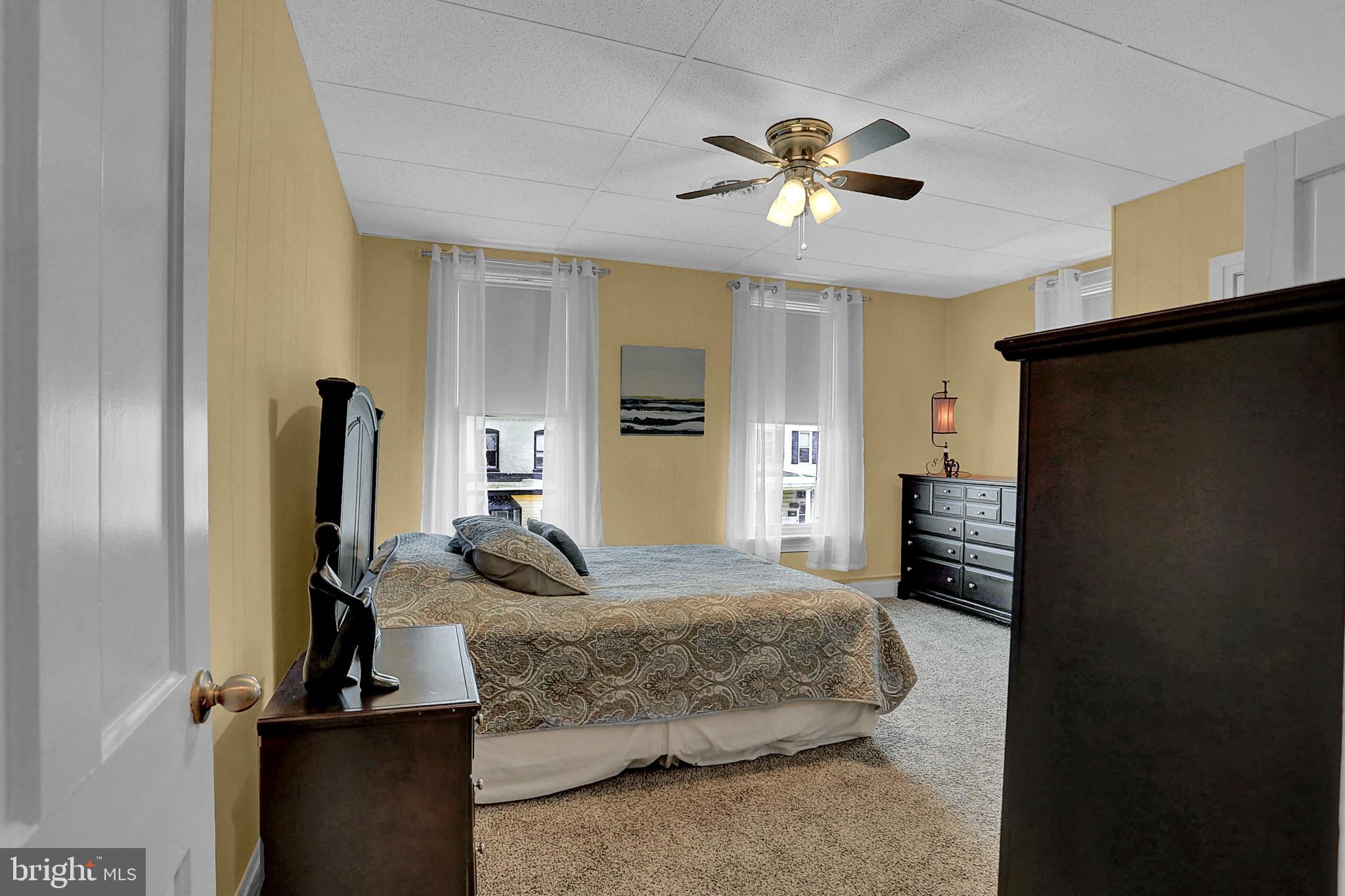 HAGERSTOWN - Residential