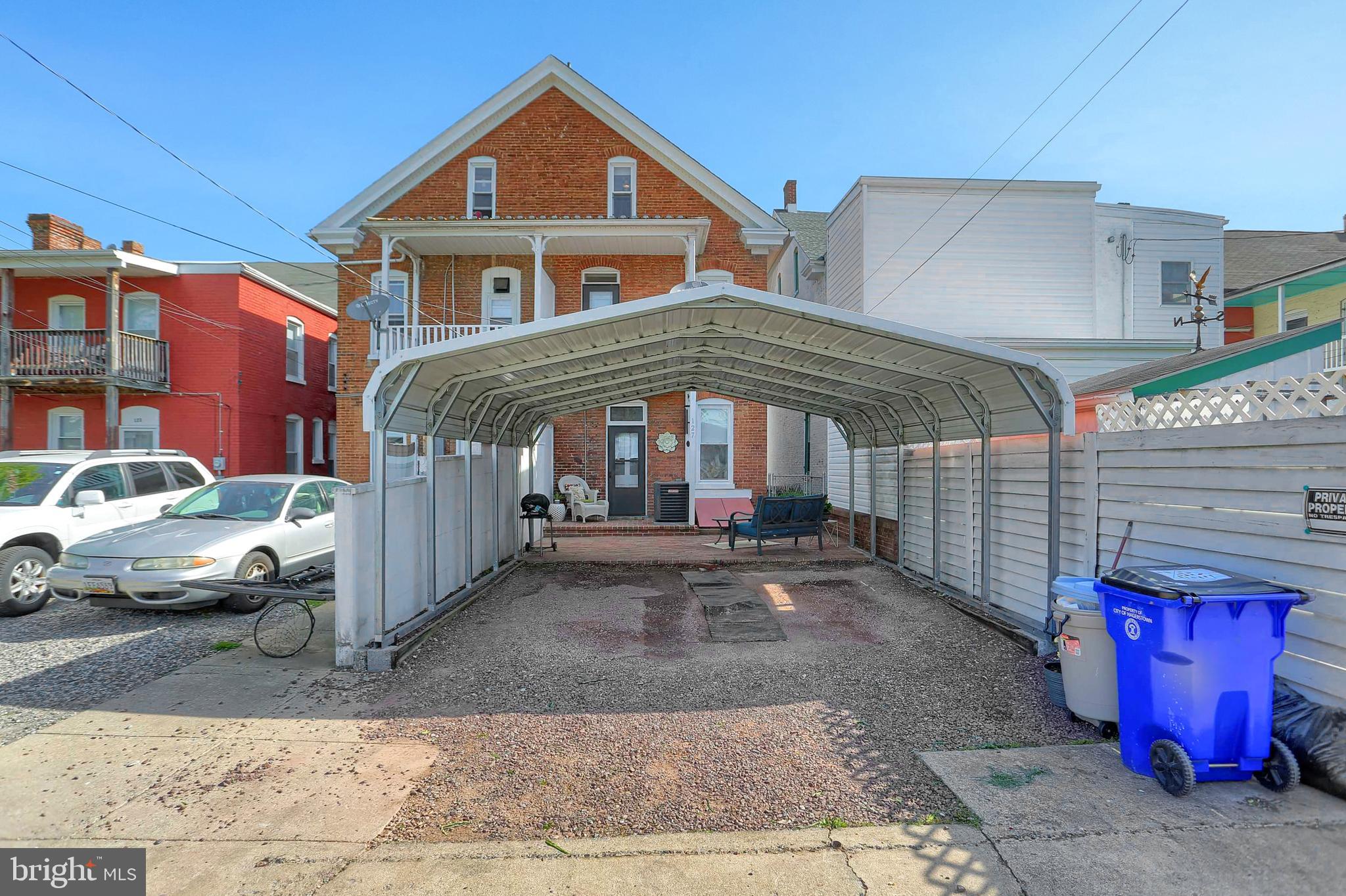 HAGERSTOWN - Residential