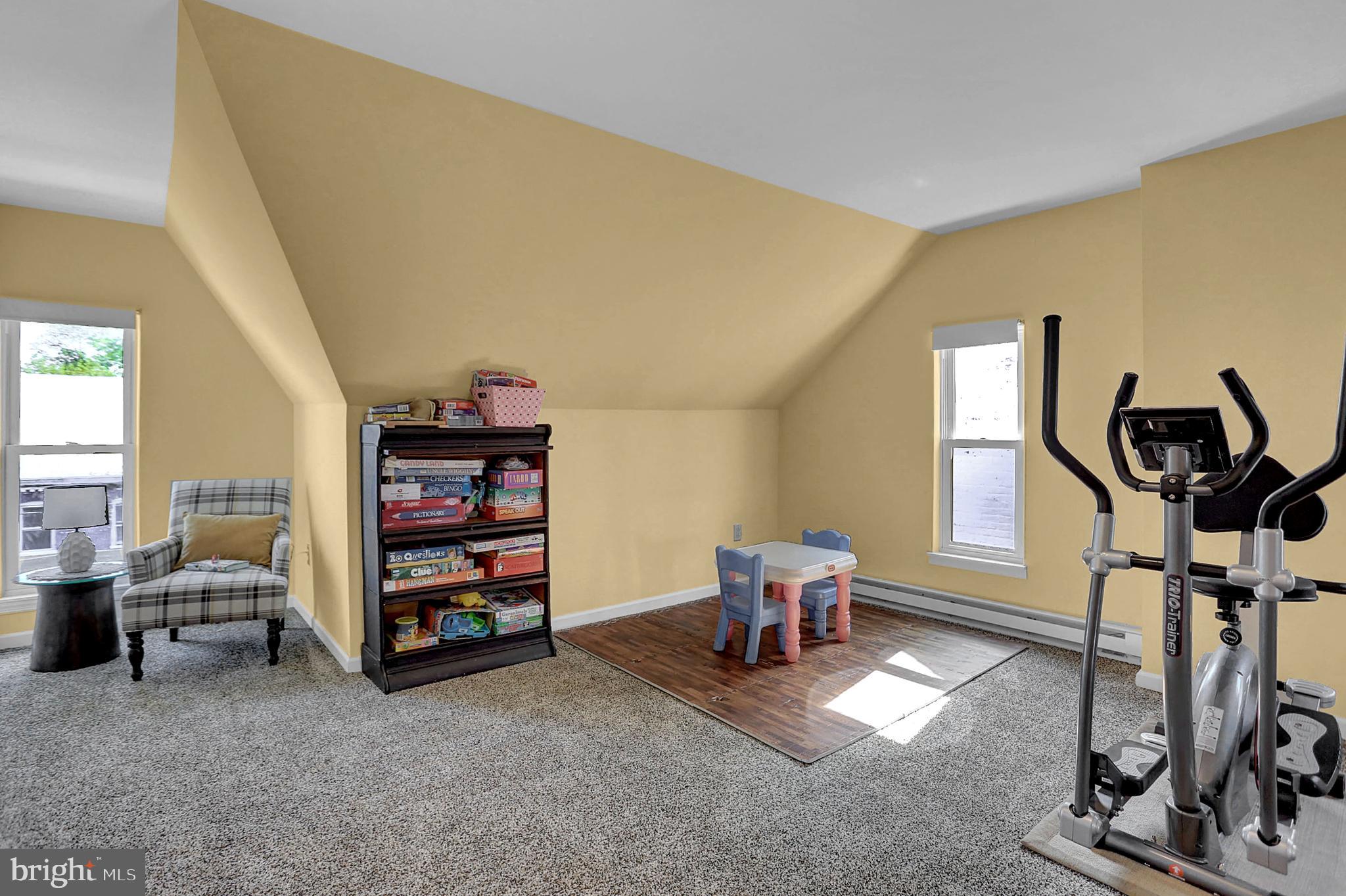 HAGERSTOWN - Residential