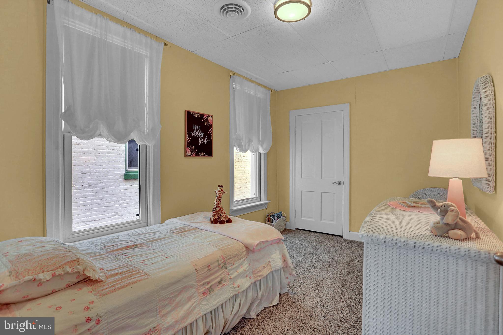 HAGERSTOWN - Residential