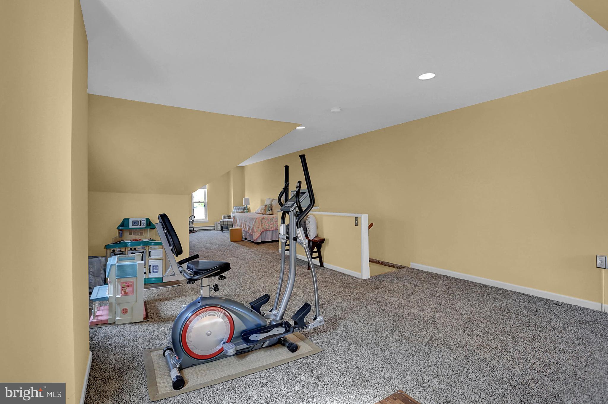 HAGERSTOWN - Residential