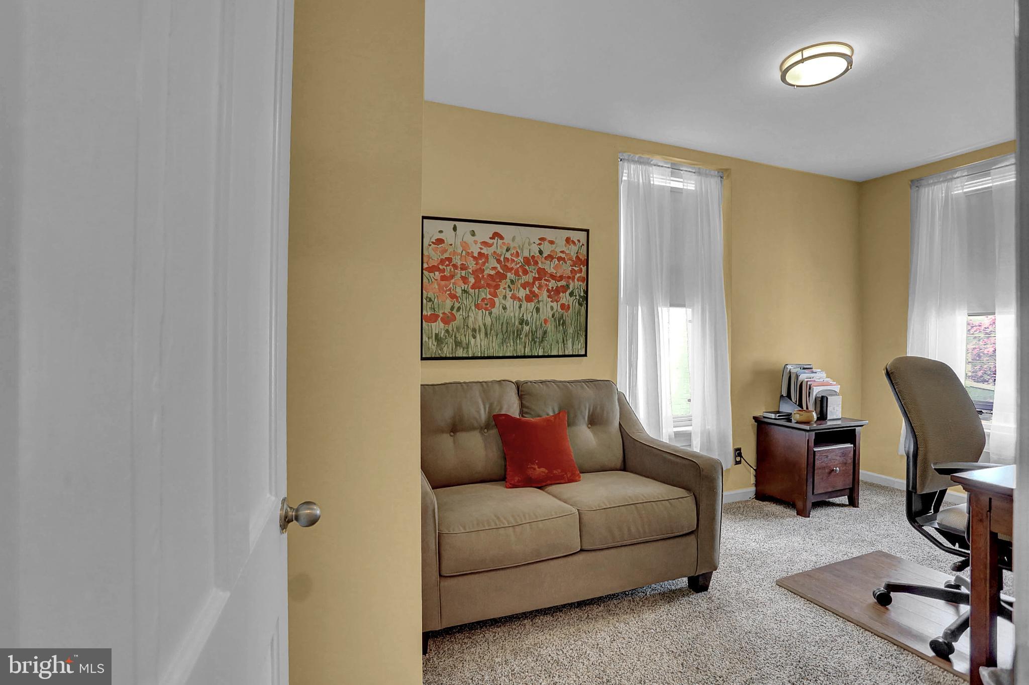 HAGERSTOWN - Residential