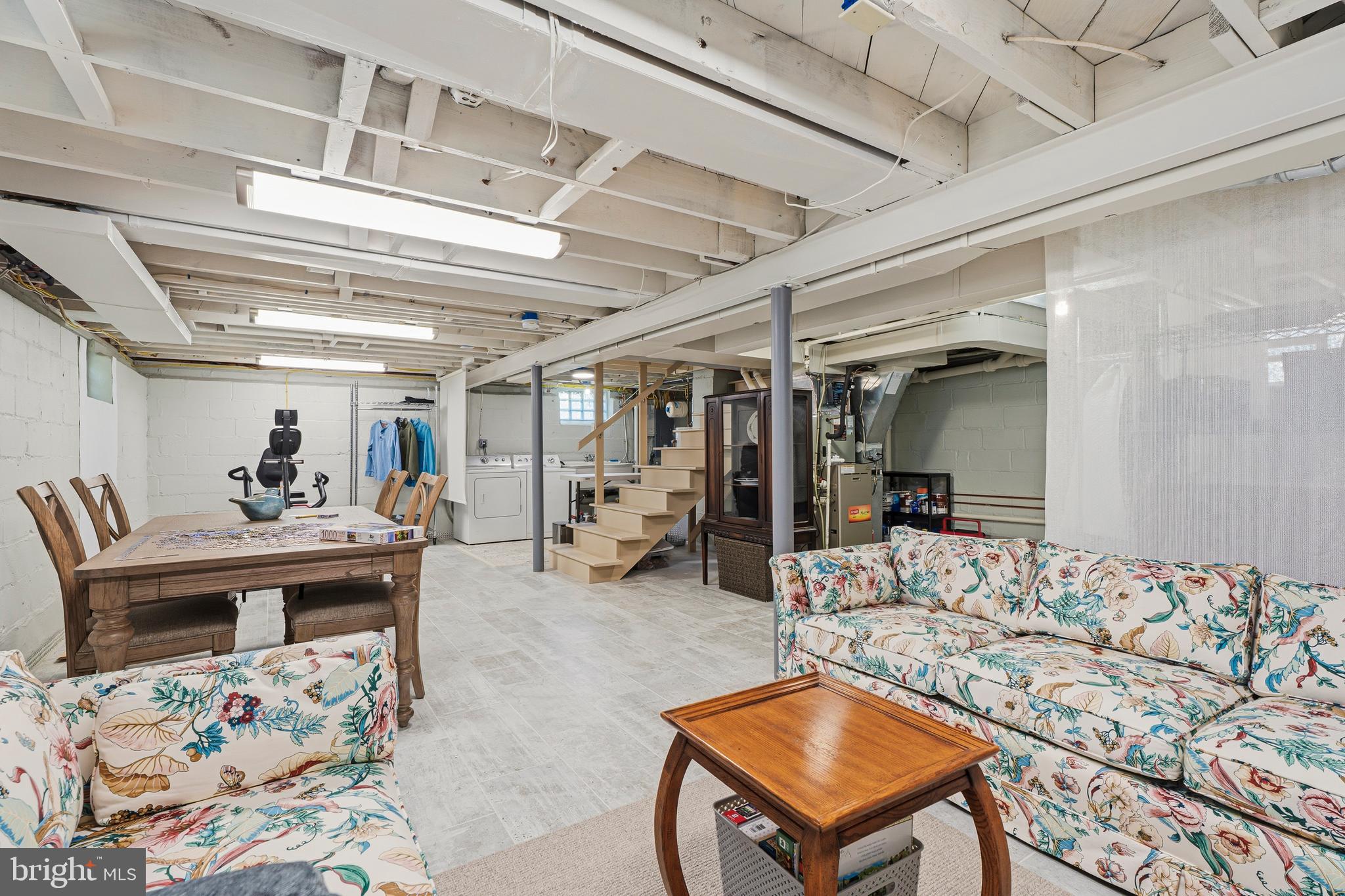 GREENBRIER - Residential