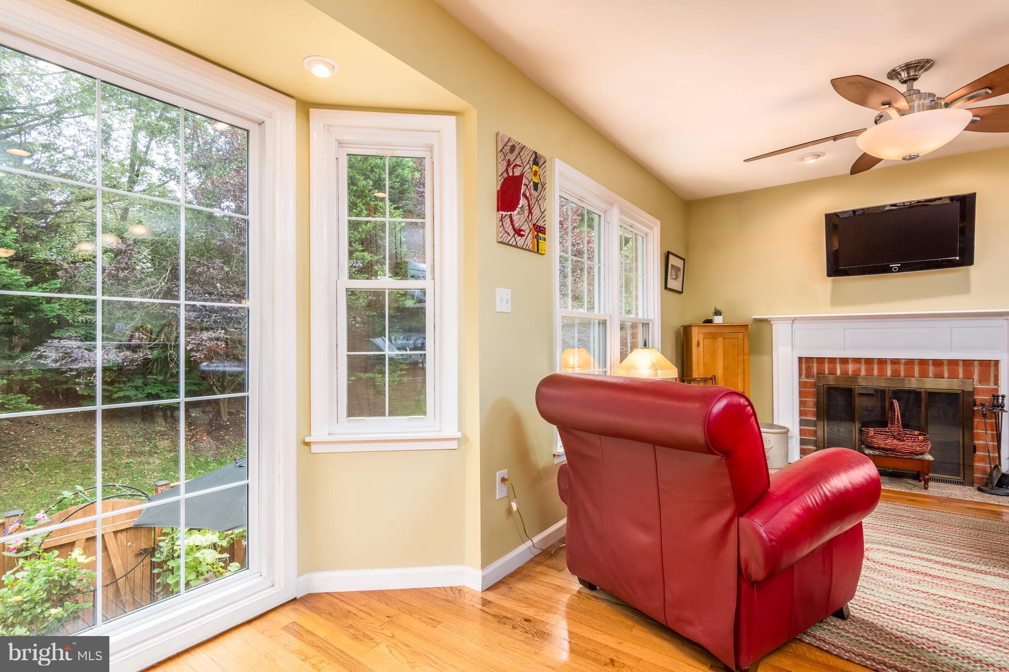 CHARING CROSS - Residential