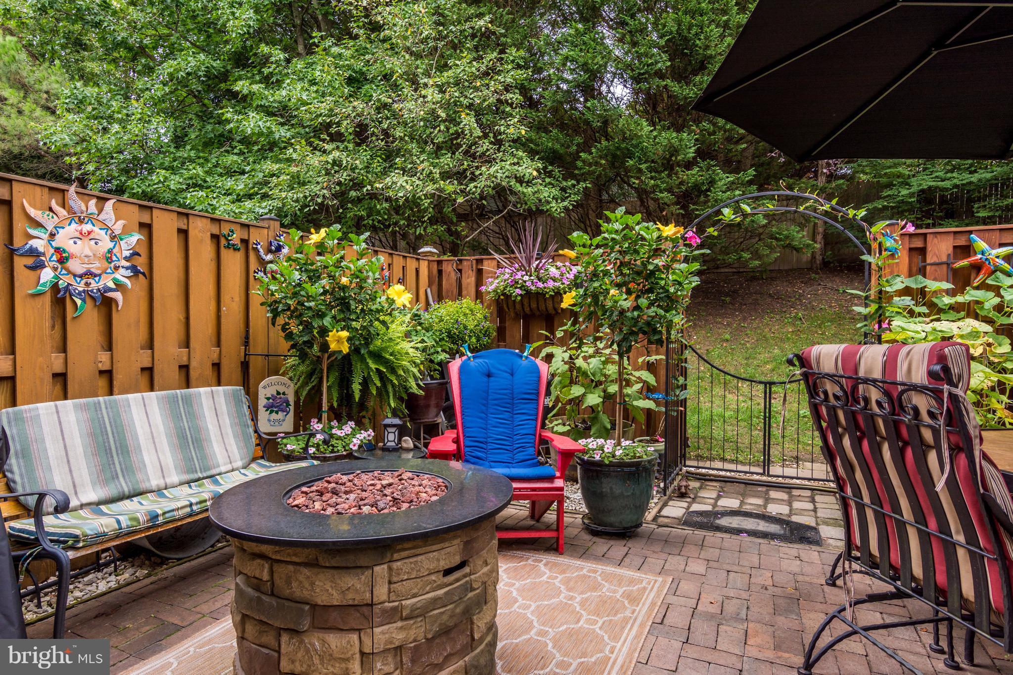 CHARING CROSS - Residential