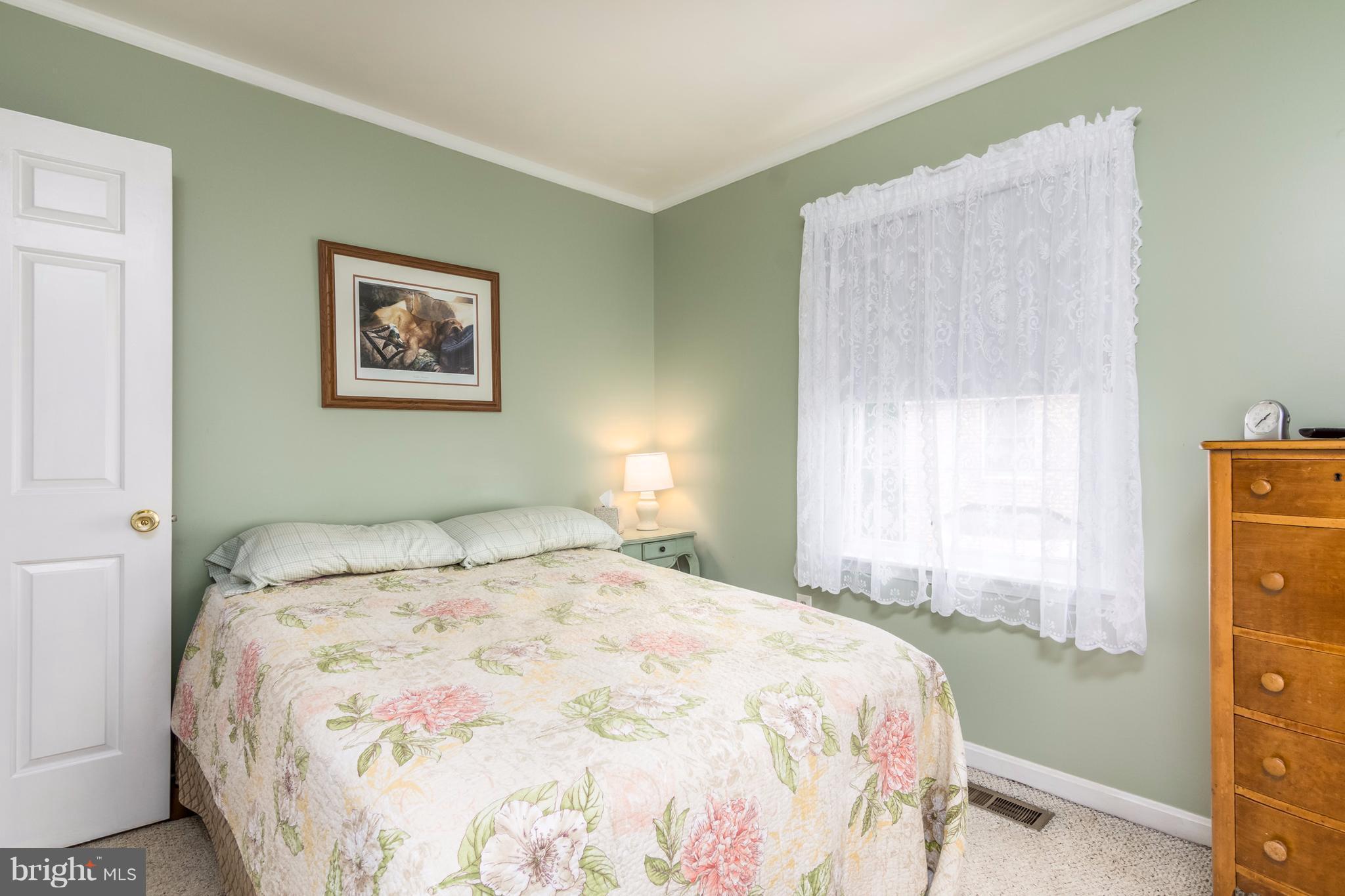 CHARING CROSS - Residential