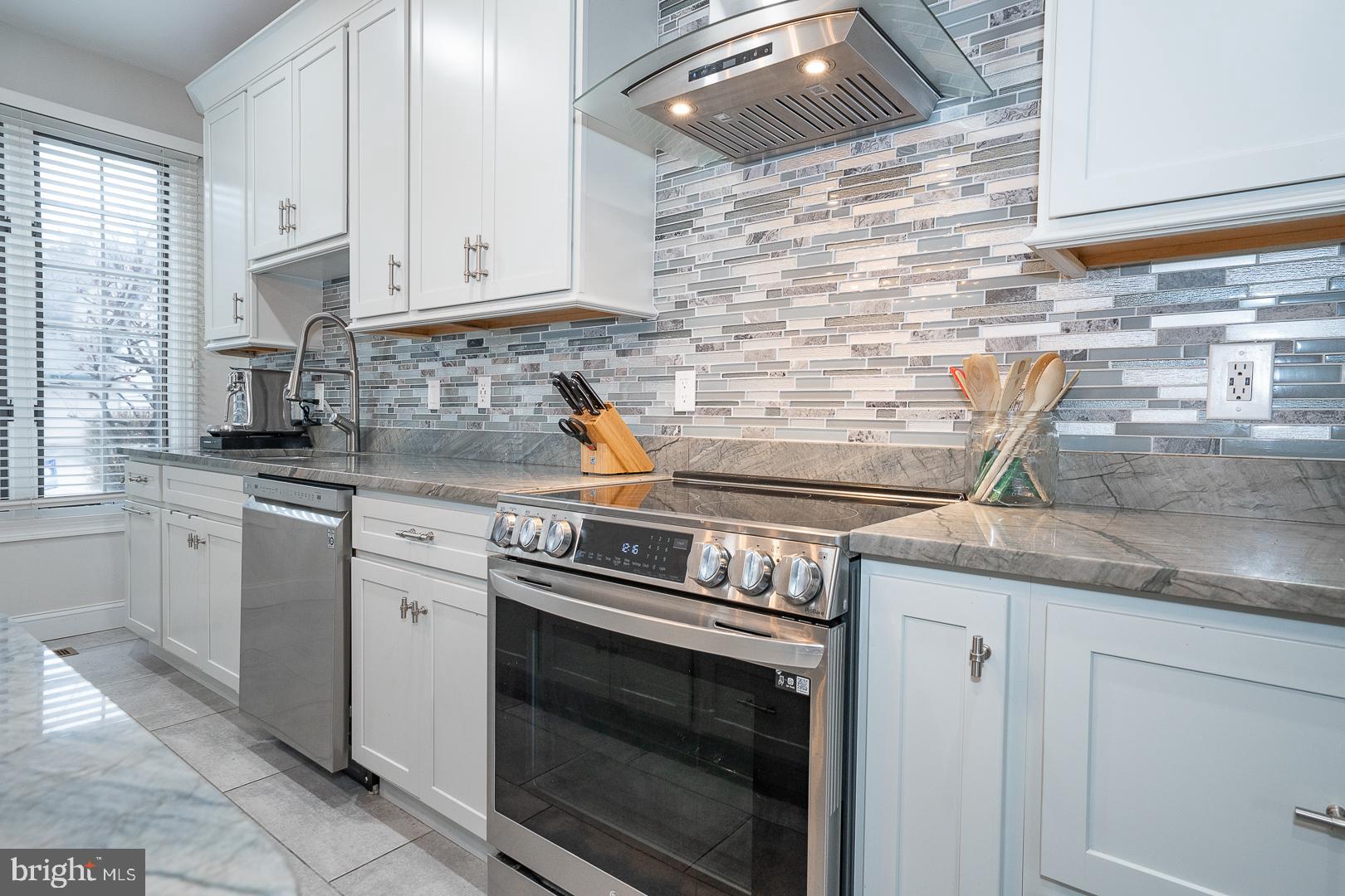 GLEN ARBOR - Residential