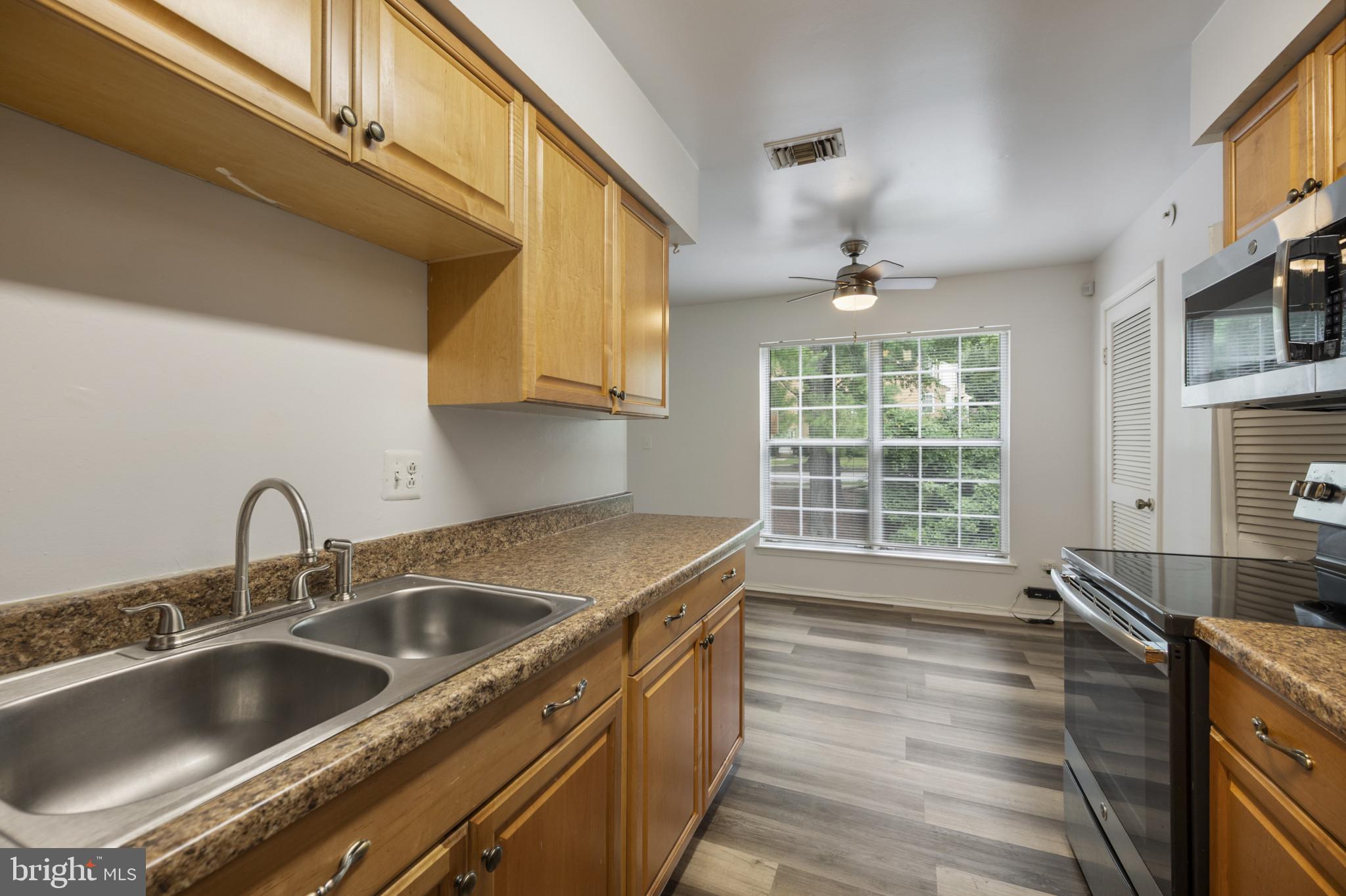 GLENSFORD CONDO - Residential