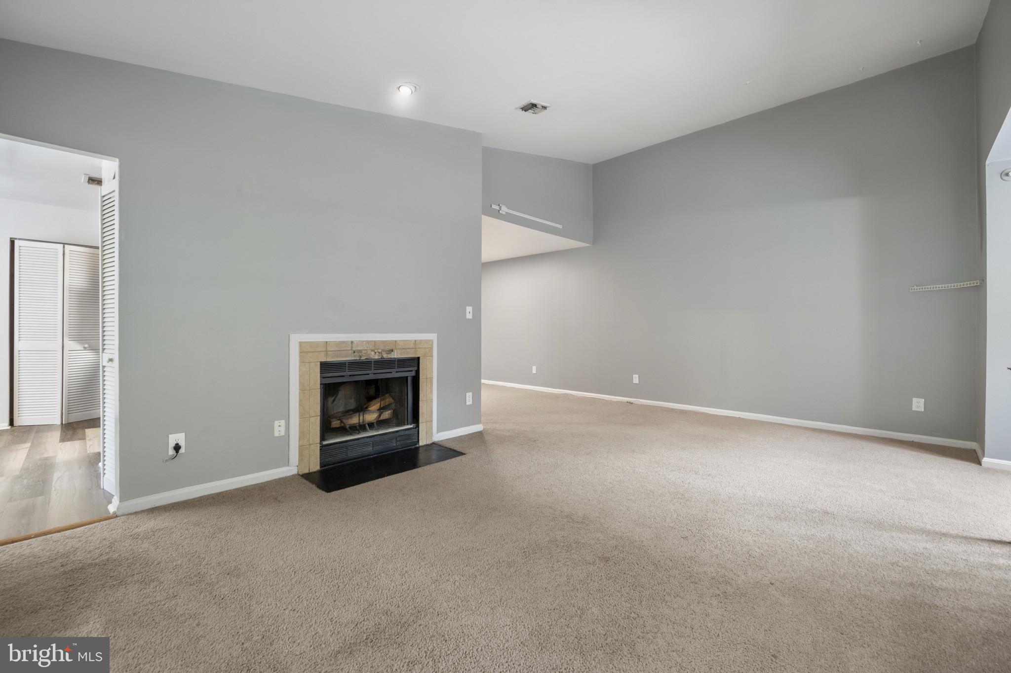 GLENSFORD CONDO - Residential