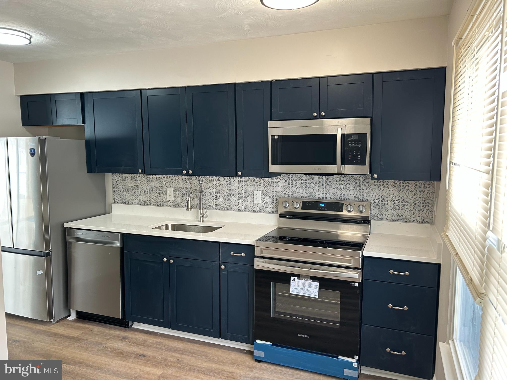 CLOVERBERRY - Residential