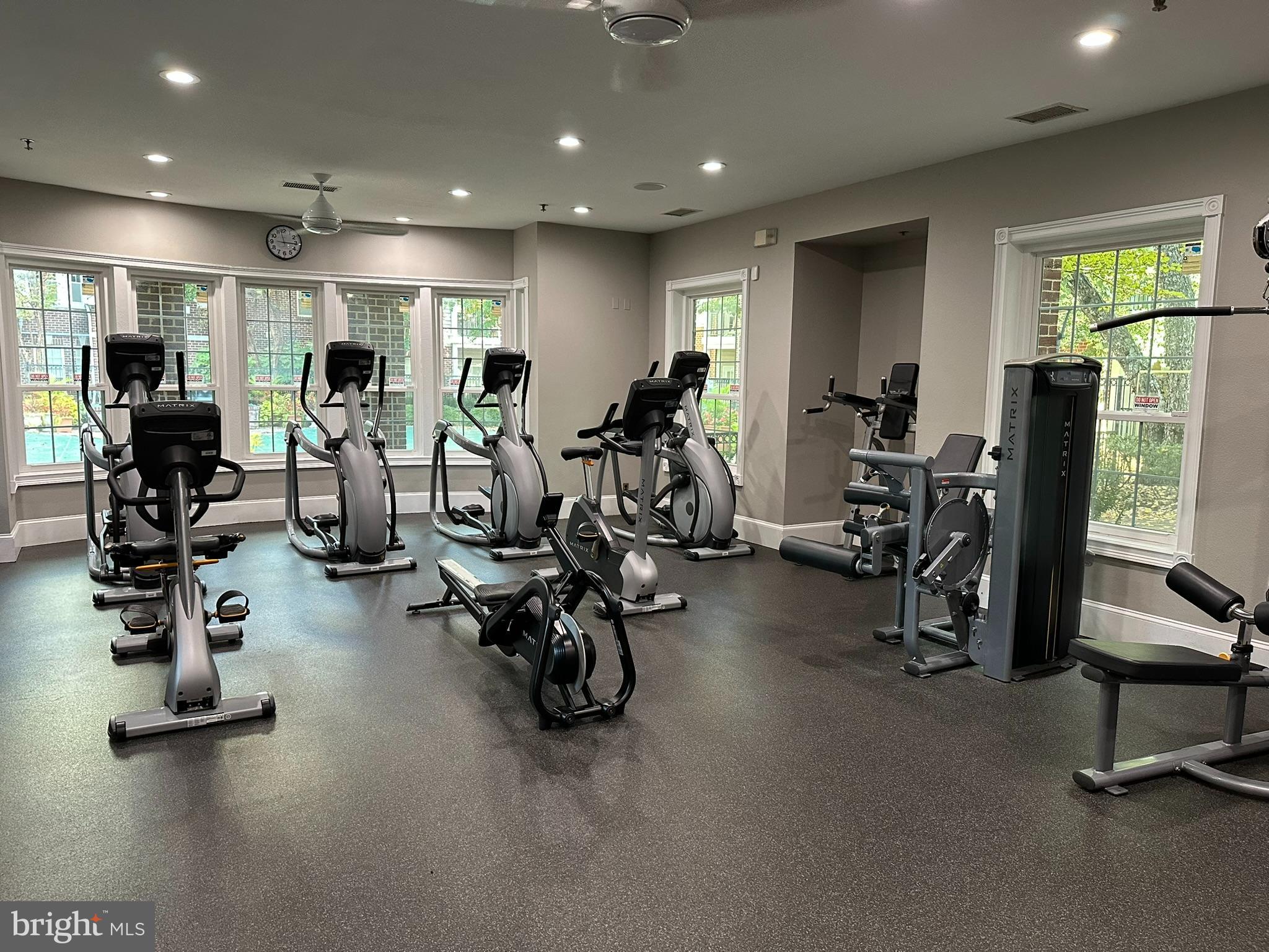 GATES OF MCLEAN - Residential Lease