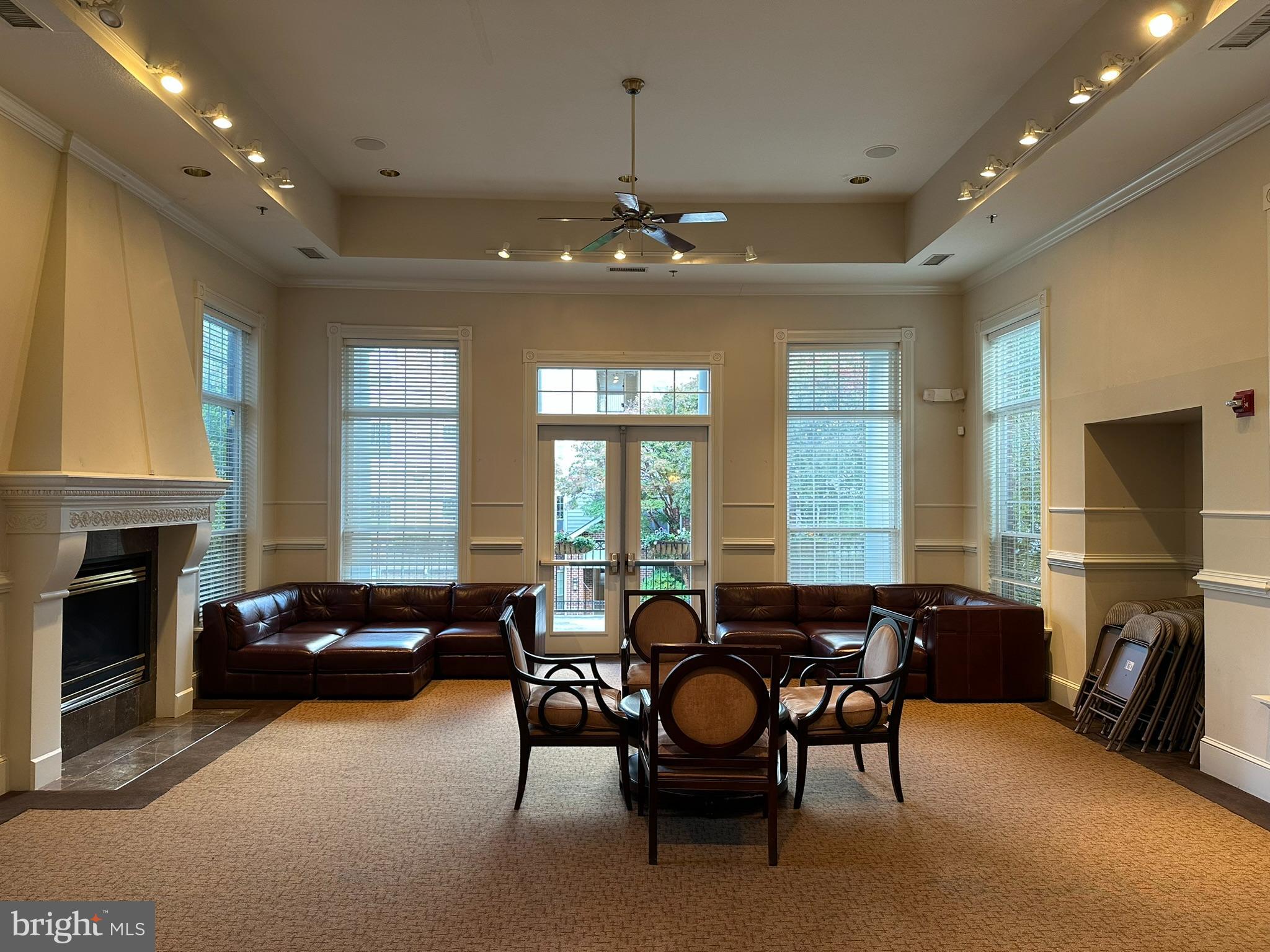 GATES OF MCLEAN - Residential Lease