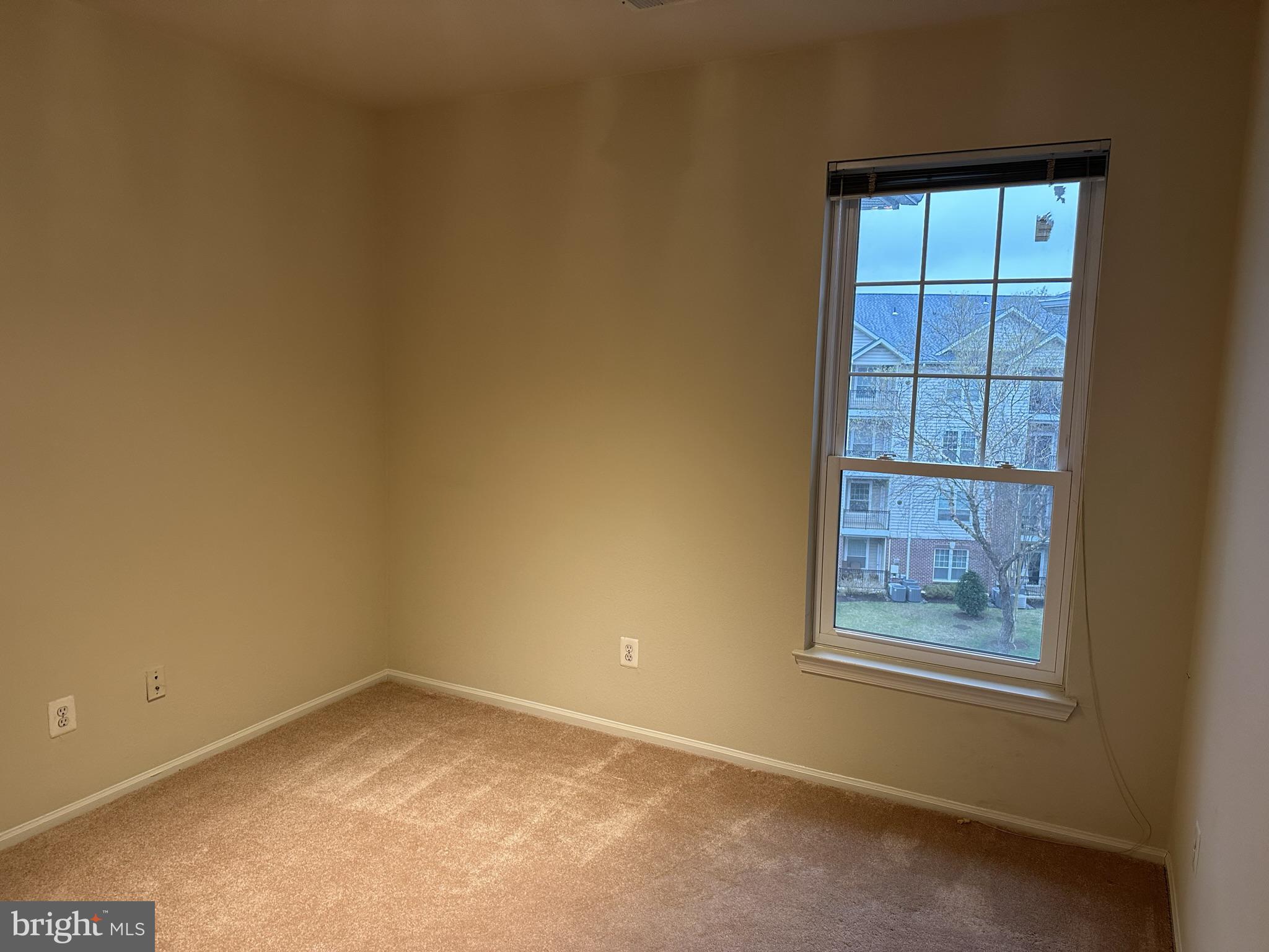 GATES OF MCLEAN - Residential Lease