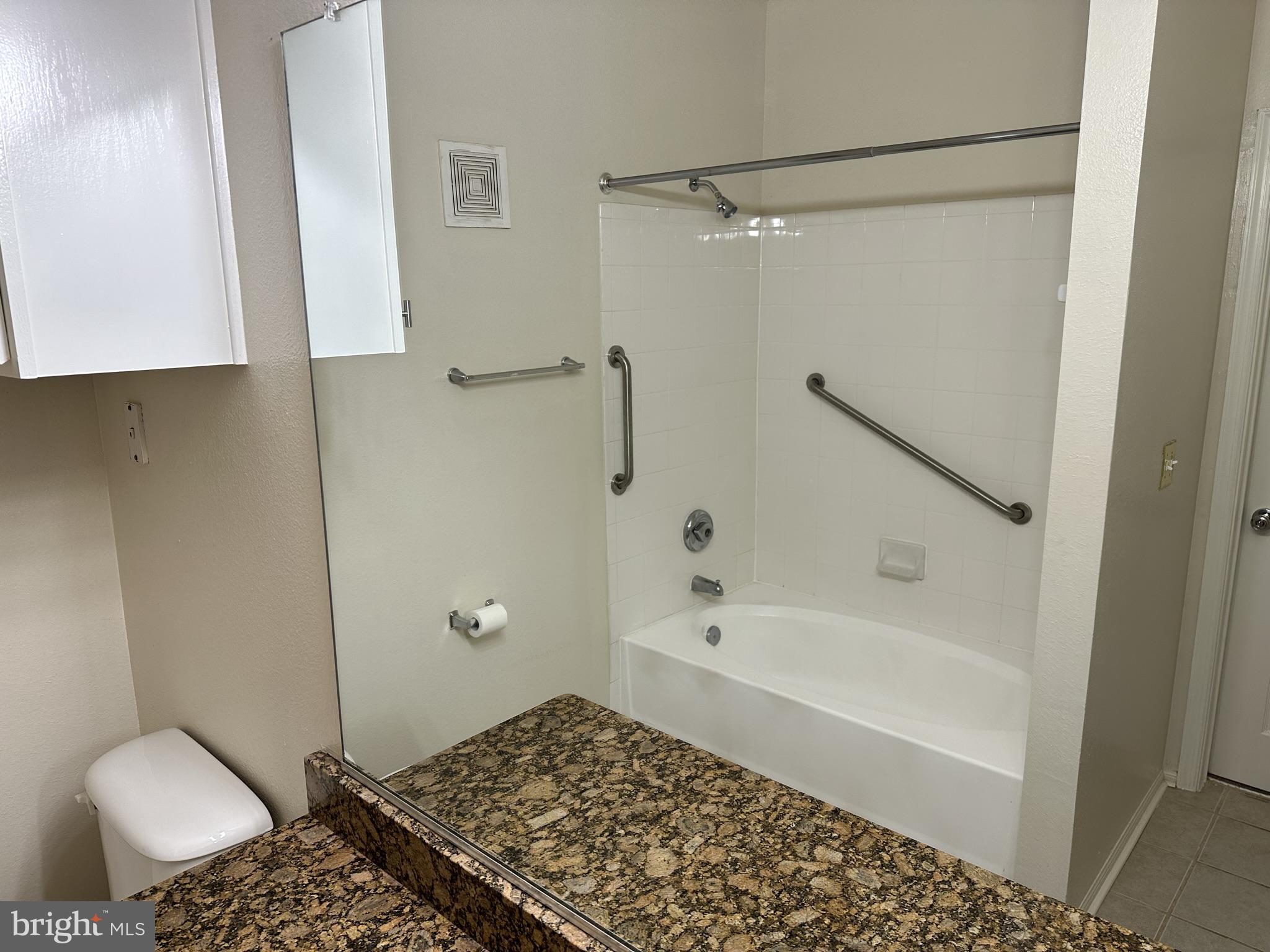 GATES OF MCLEAN - Residential Lease