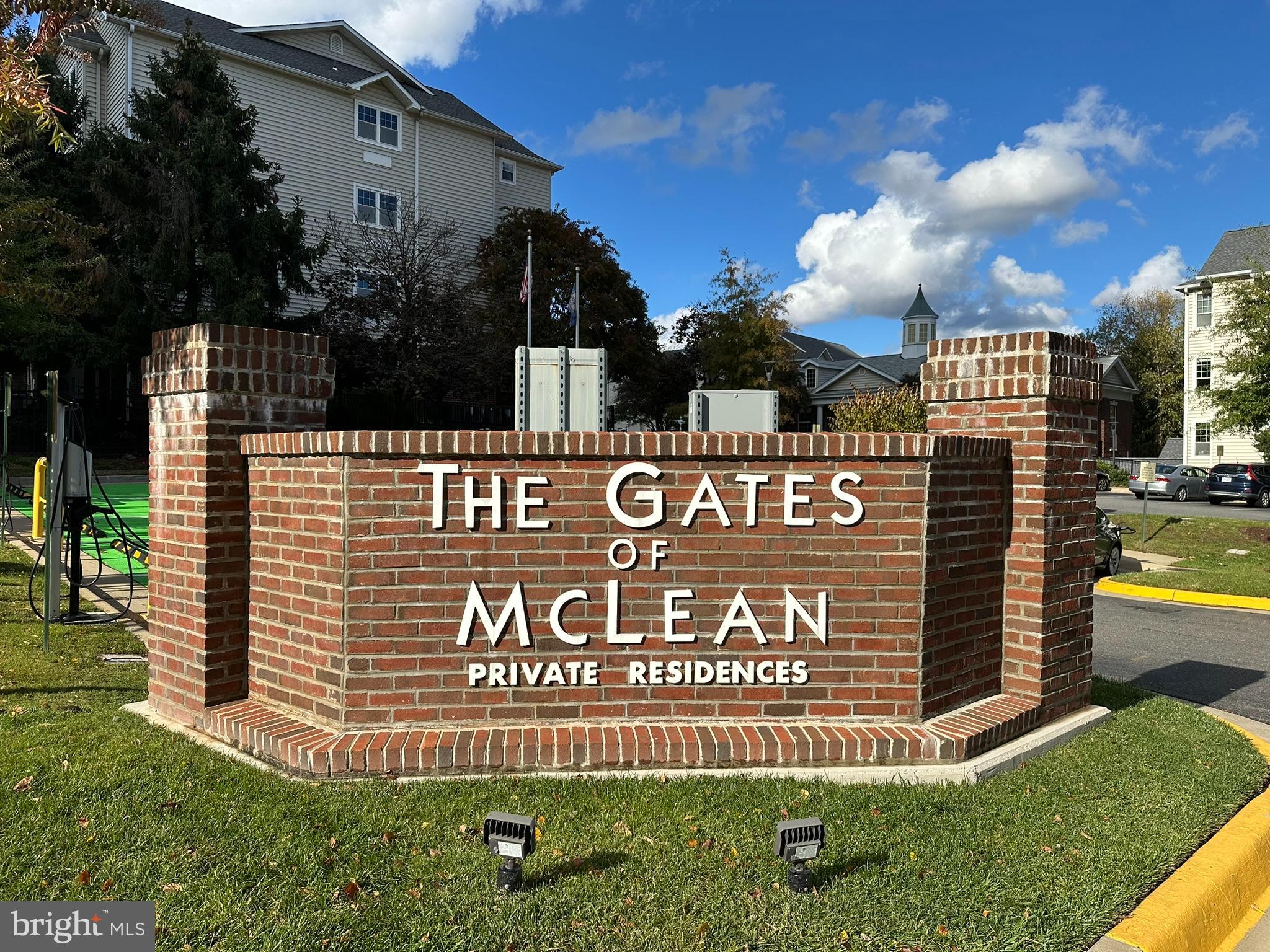 GATES OF MCLEAN - Residential Lease