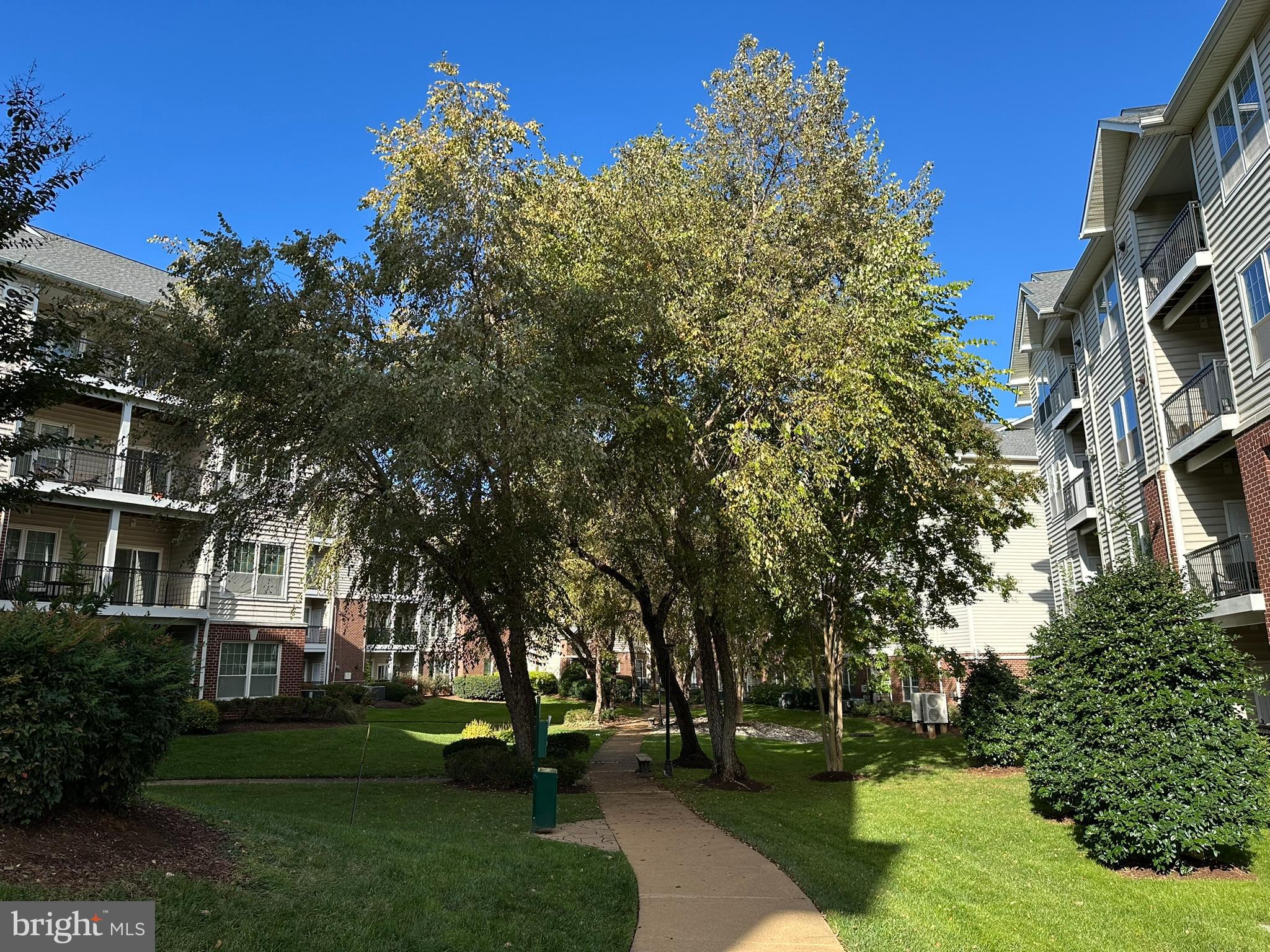 GATES OF MCLEAN - Residential Lease