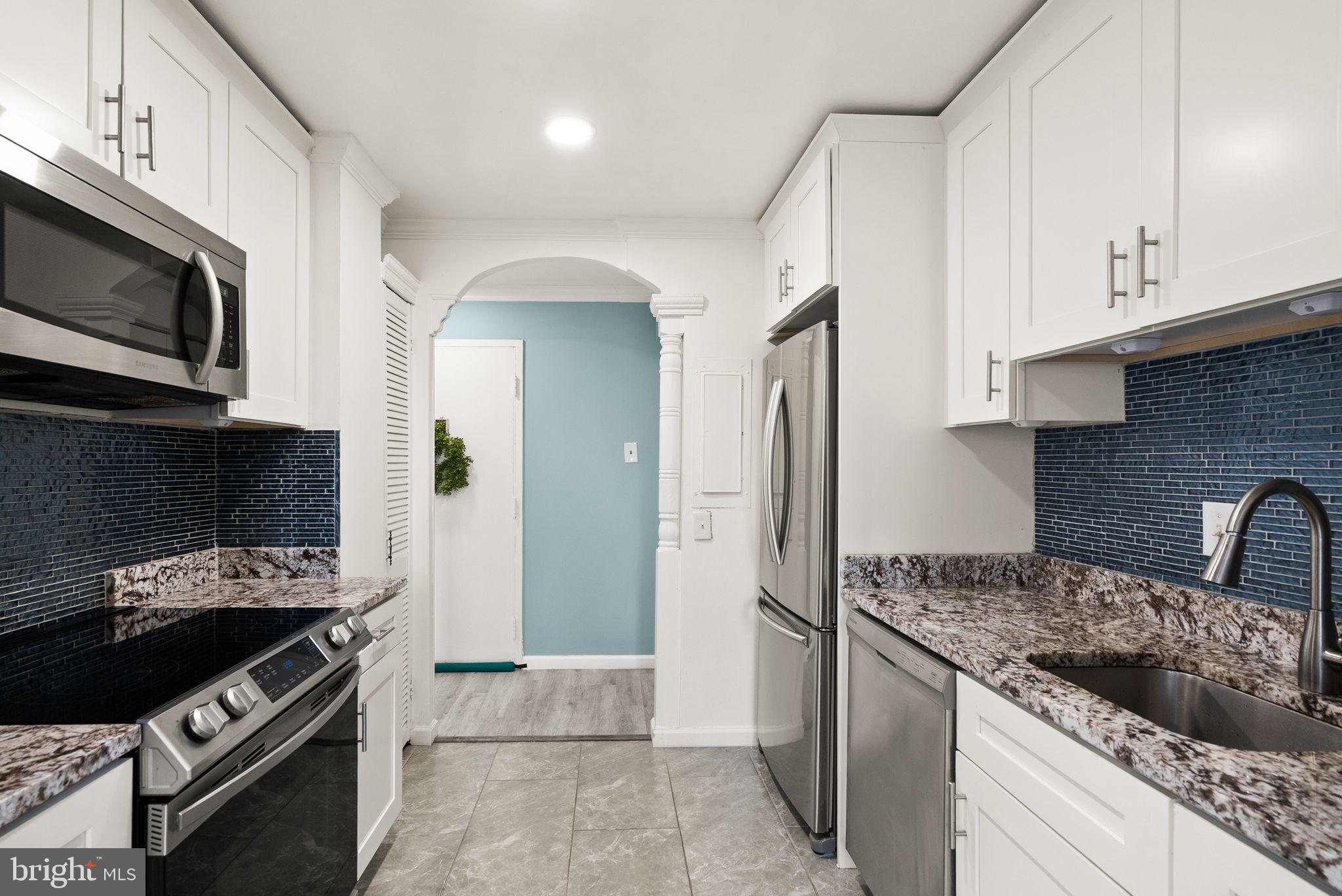 BARCROFT HILLS - Residential