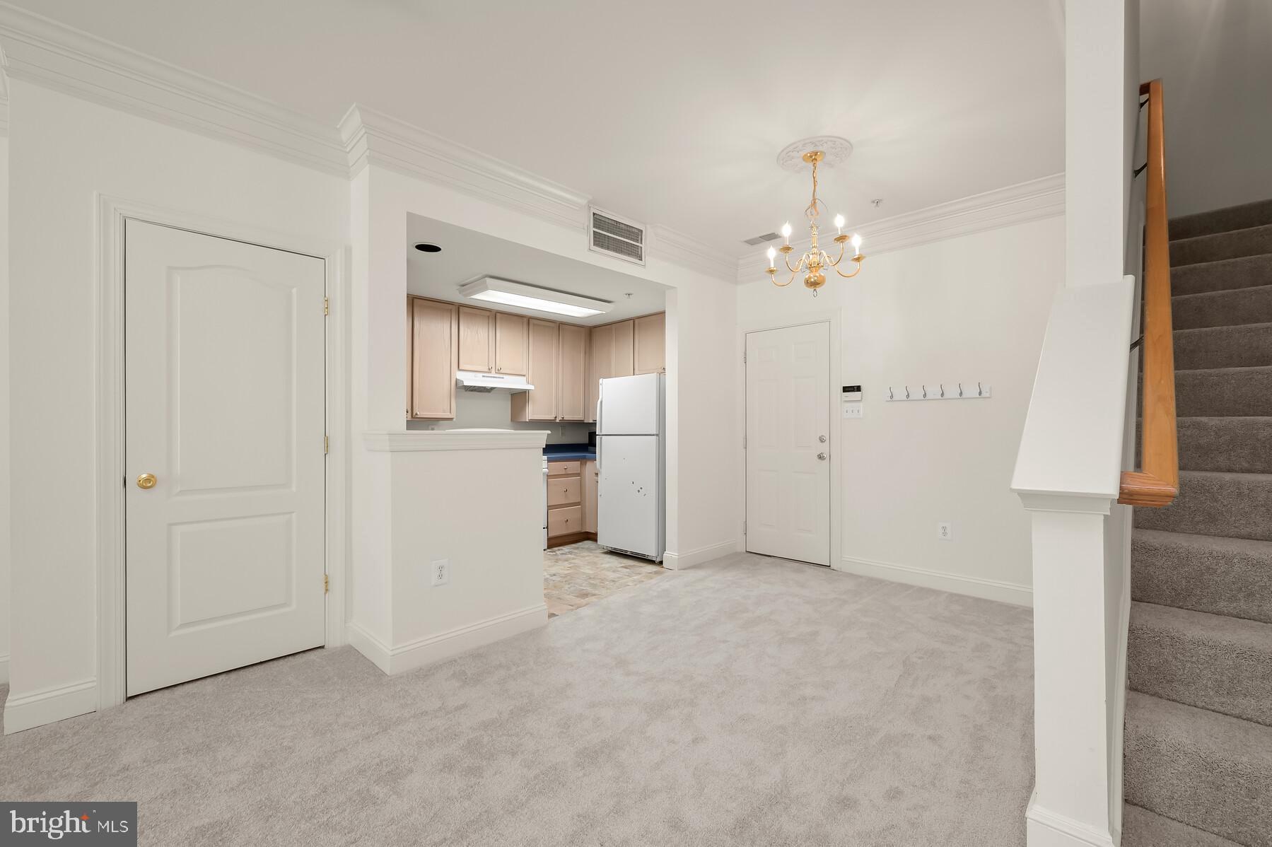 JEFFERSON PARK - Residential Lease