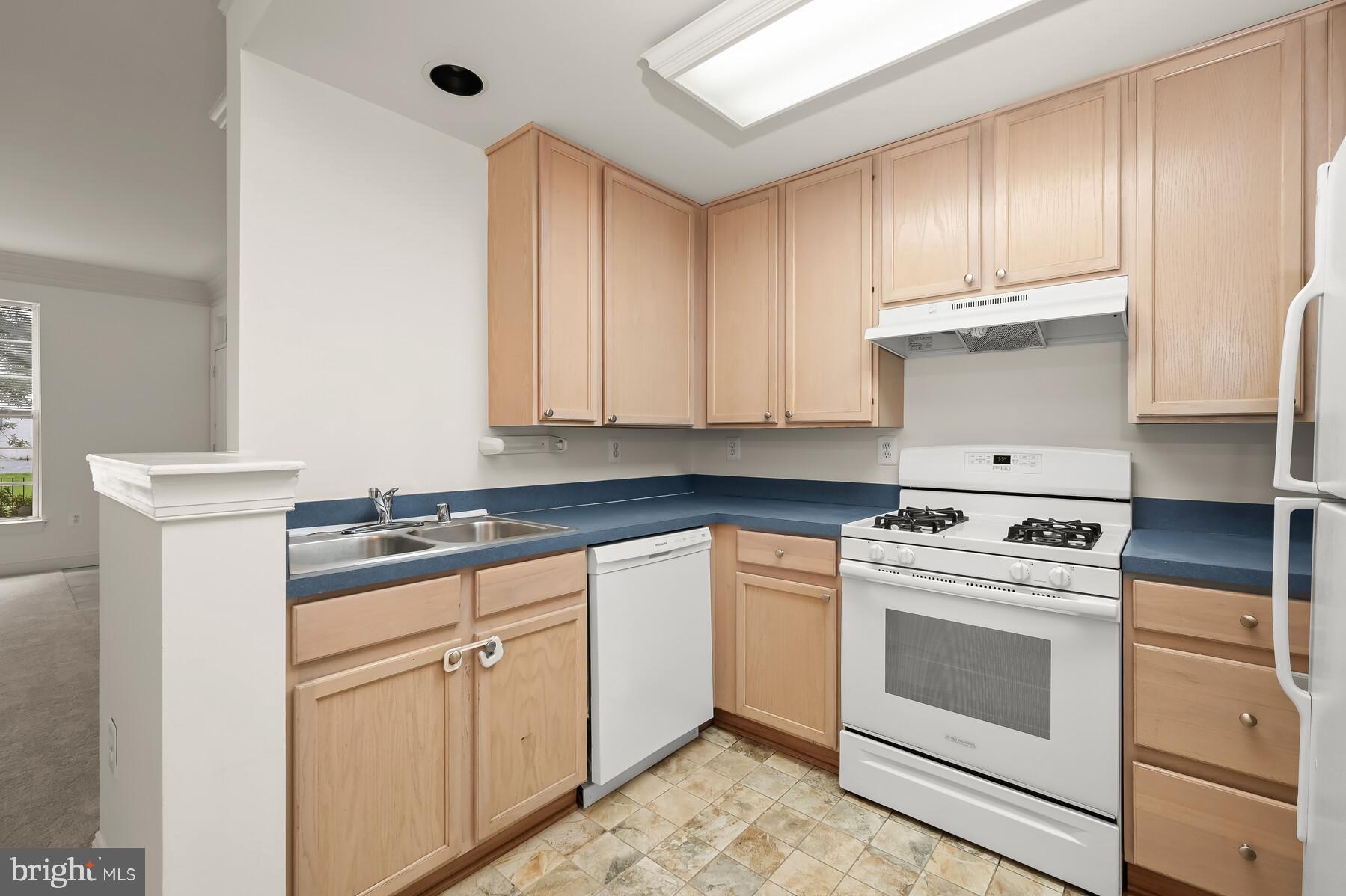 JEFFERSON PARK - Residential Lease