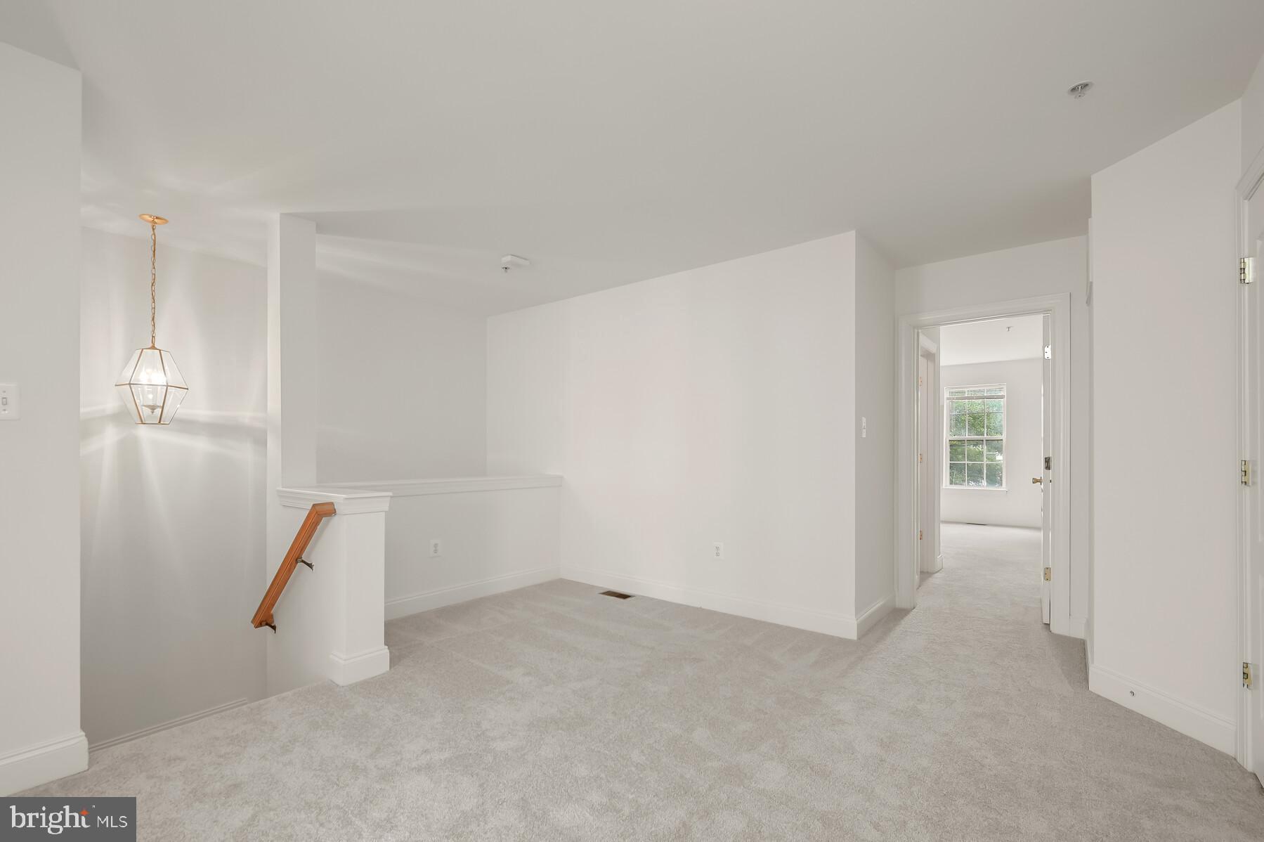 JEFFERSON PARK - Residential Lease