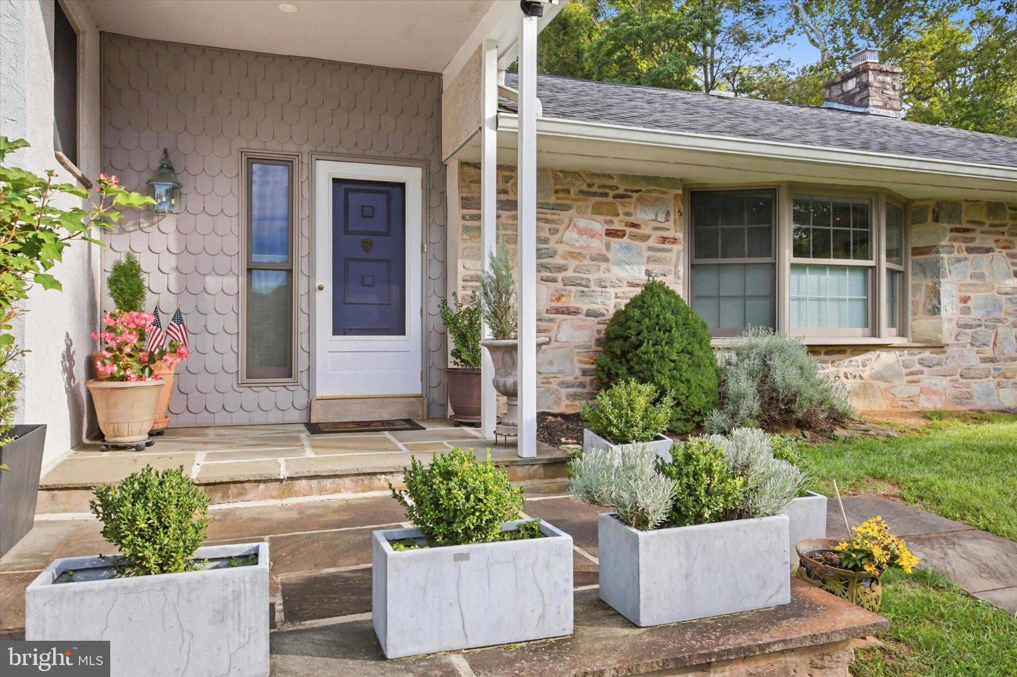 6109 W MILL ROAD