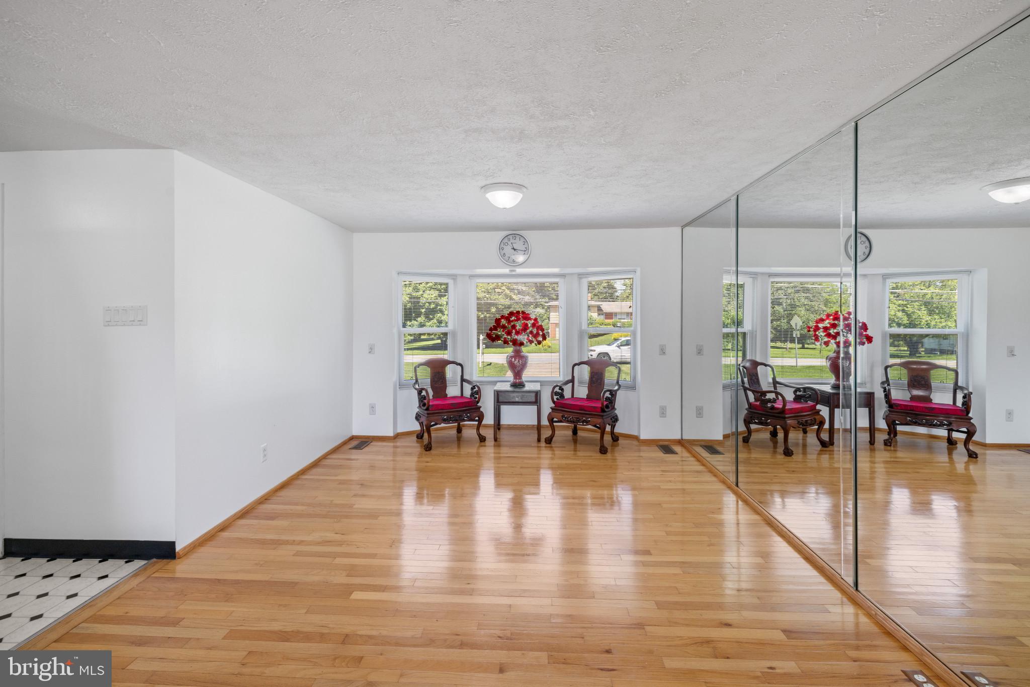 REISTERSTOWN - Residential