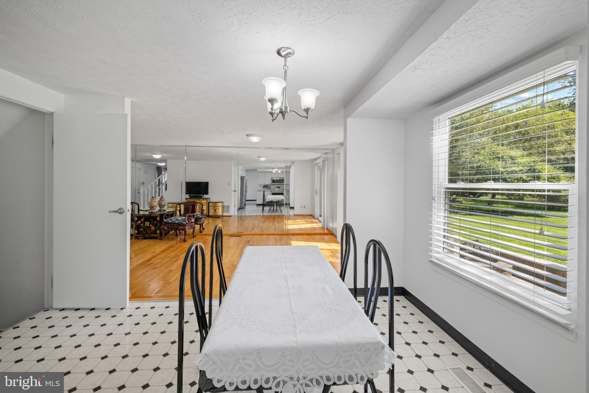 REISTERSTOWN - Residential