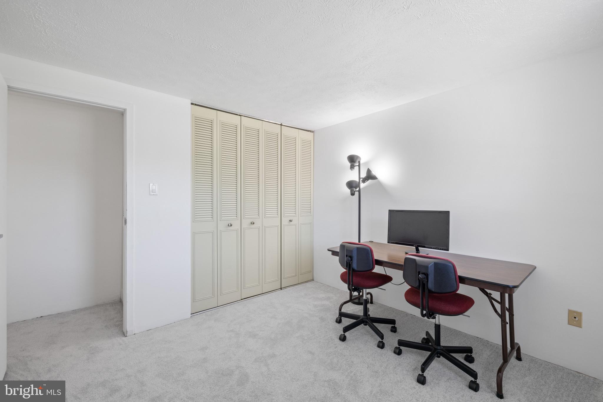 REISTERSTOWN - Residential