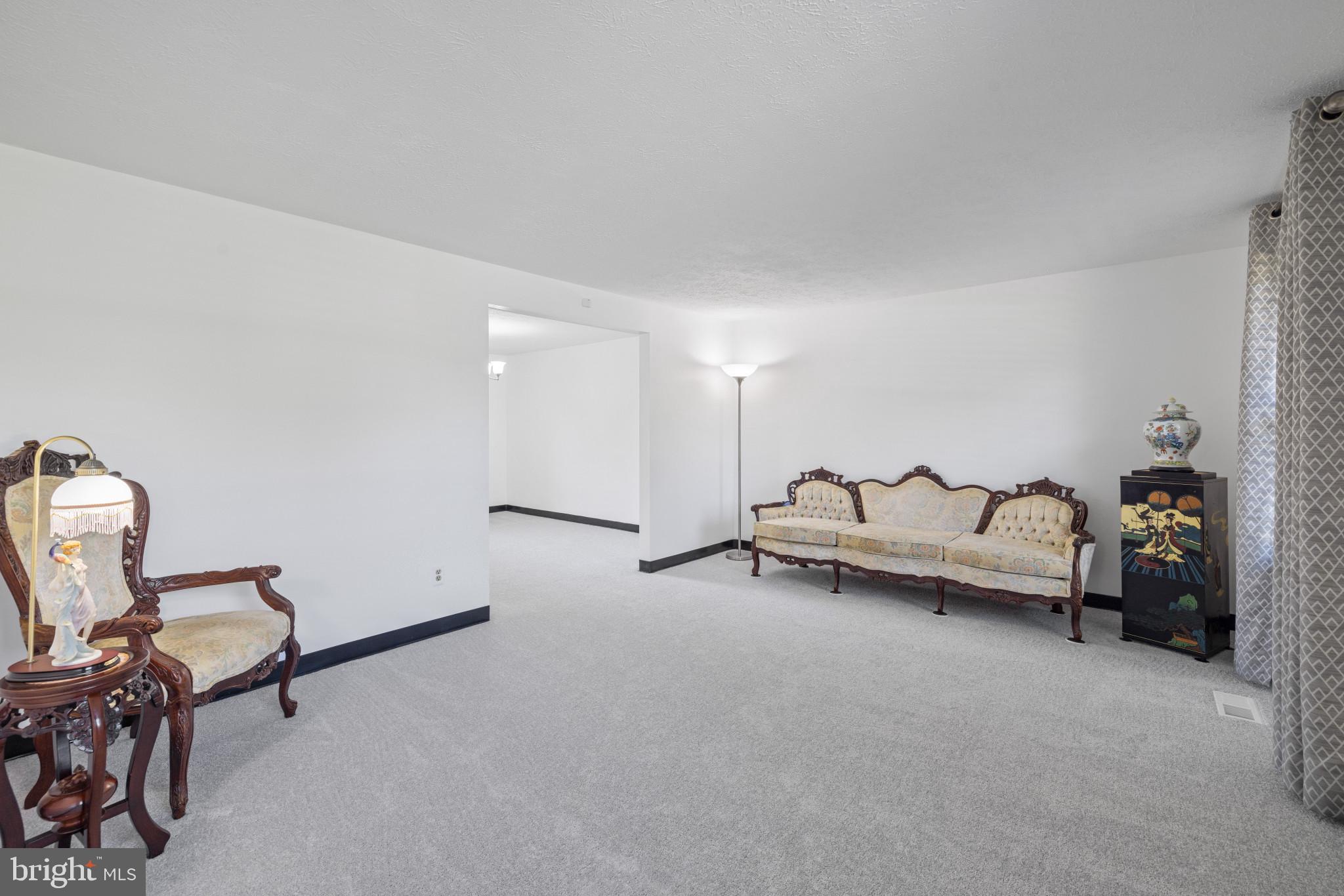 REISTERSTOWN - Residential