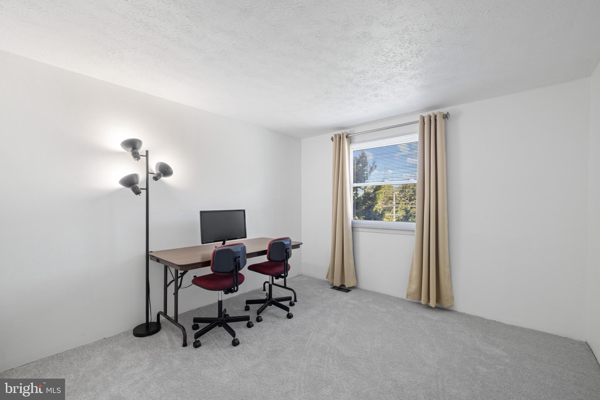 REISTERSTOWN - Residential