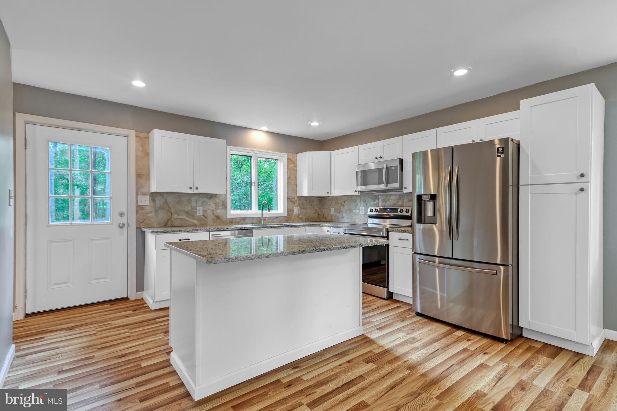 WINONA LAKES - Residential