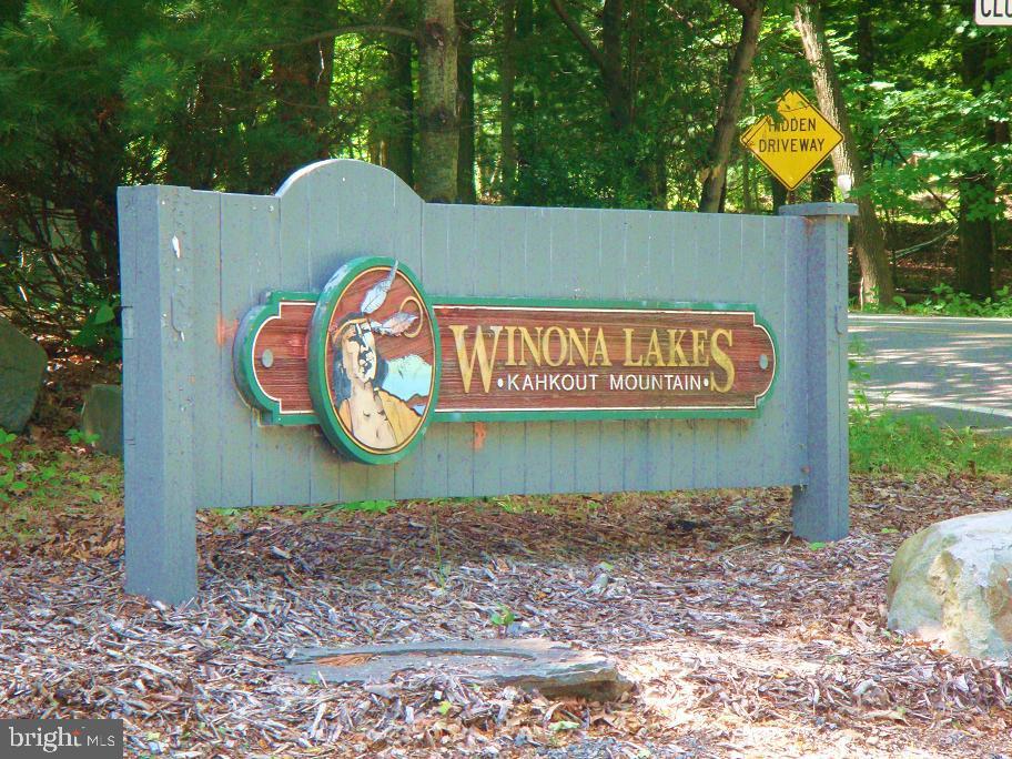 WINONA LAKES - Residential