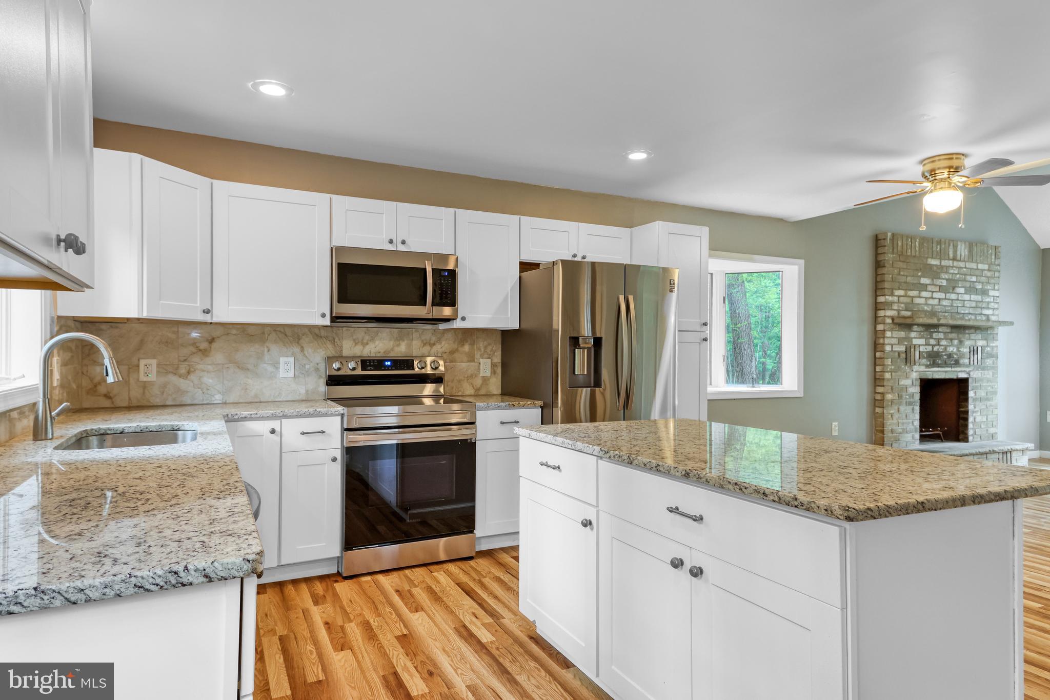 WINONA LAKES - Residential