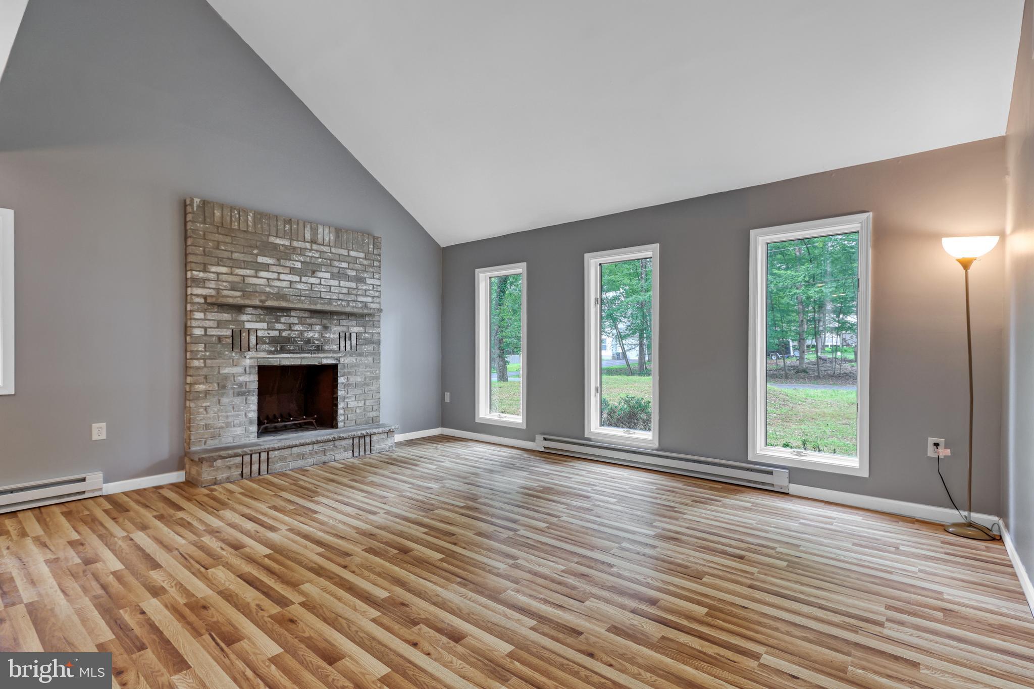 WINONA LAKES - Residential