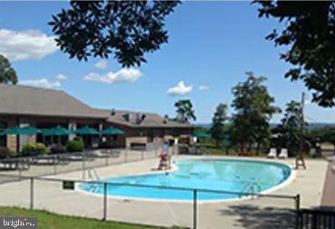 WINONA LAKES - Residential