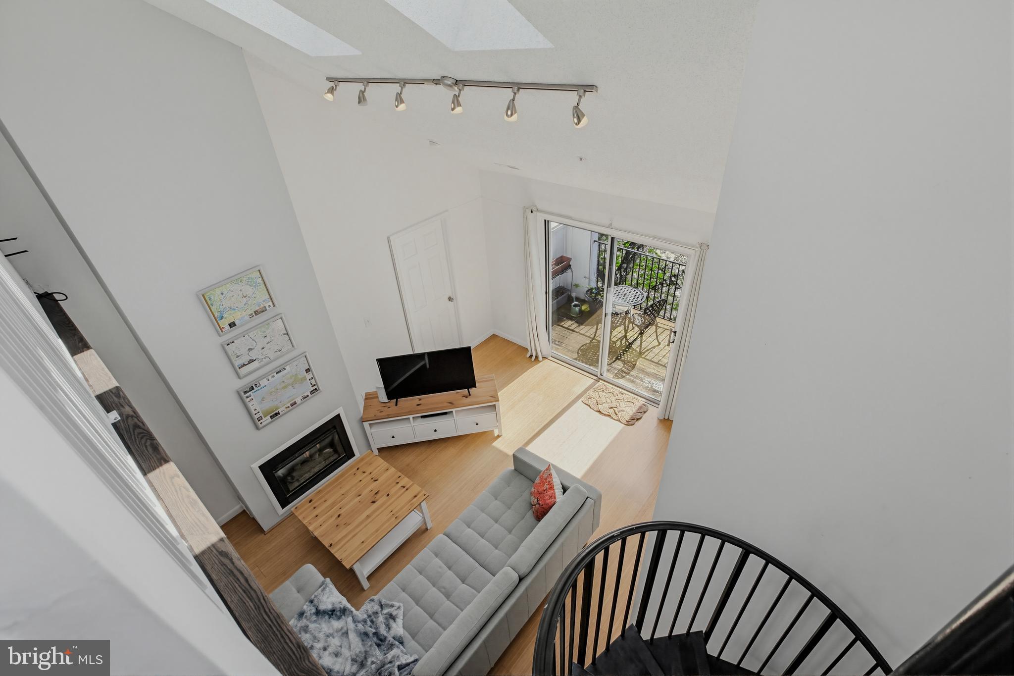 DECOVERLY - Residential