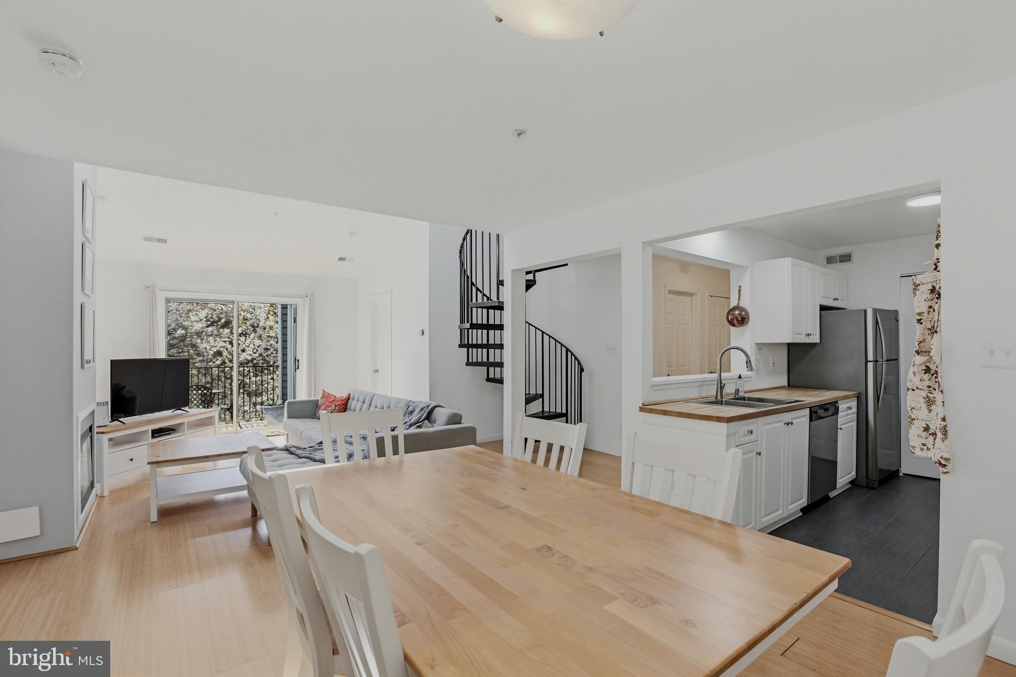 DECOVERLY - Residential