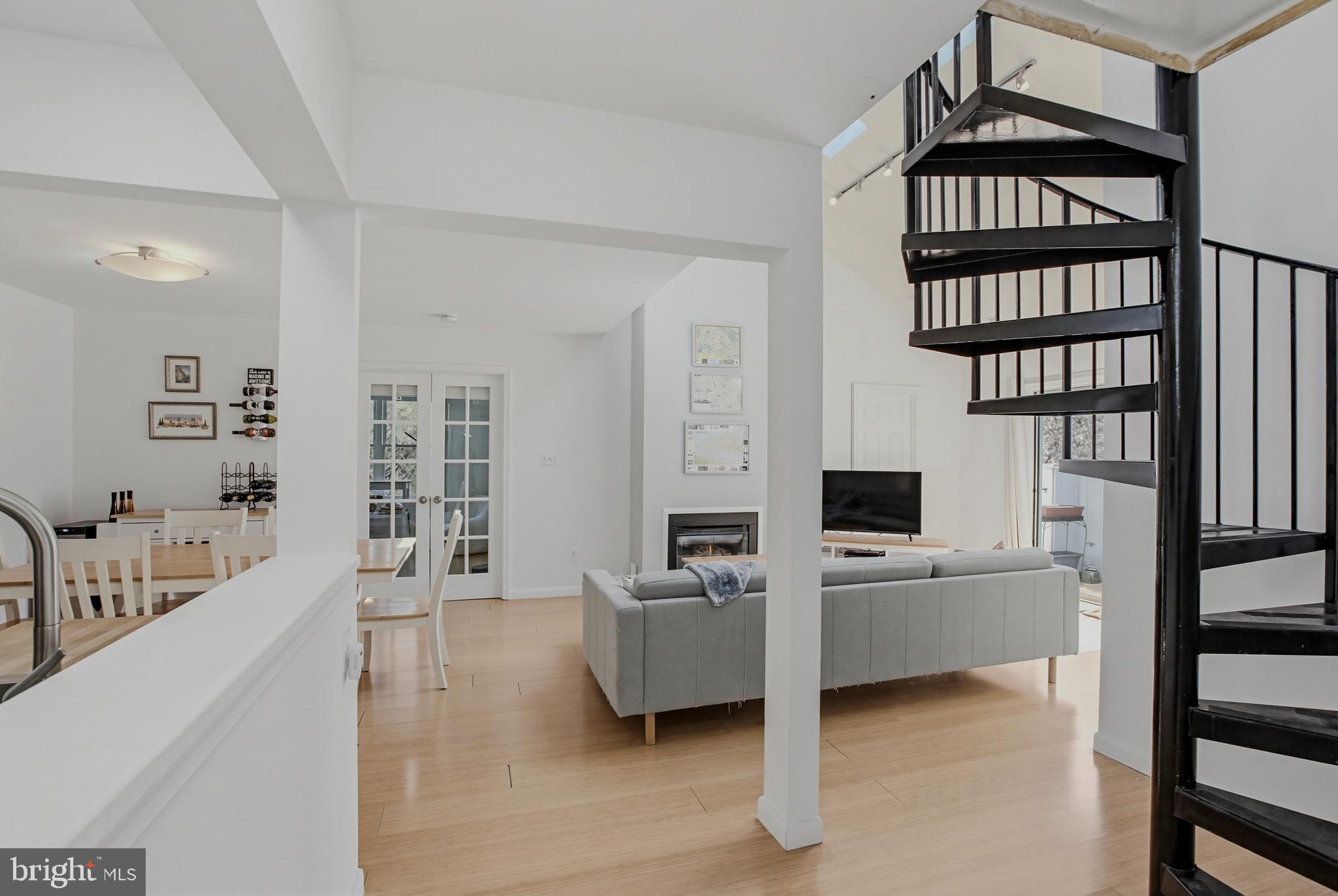 DECOVERLY - Residential