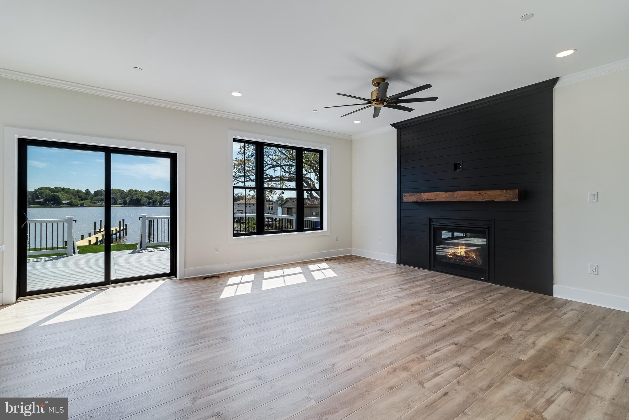 BANKS O'DEE - Residential