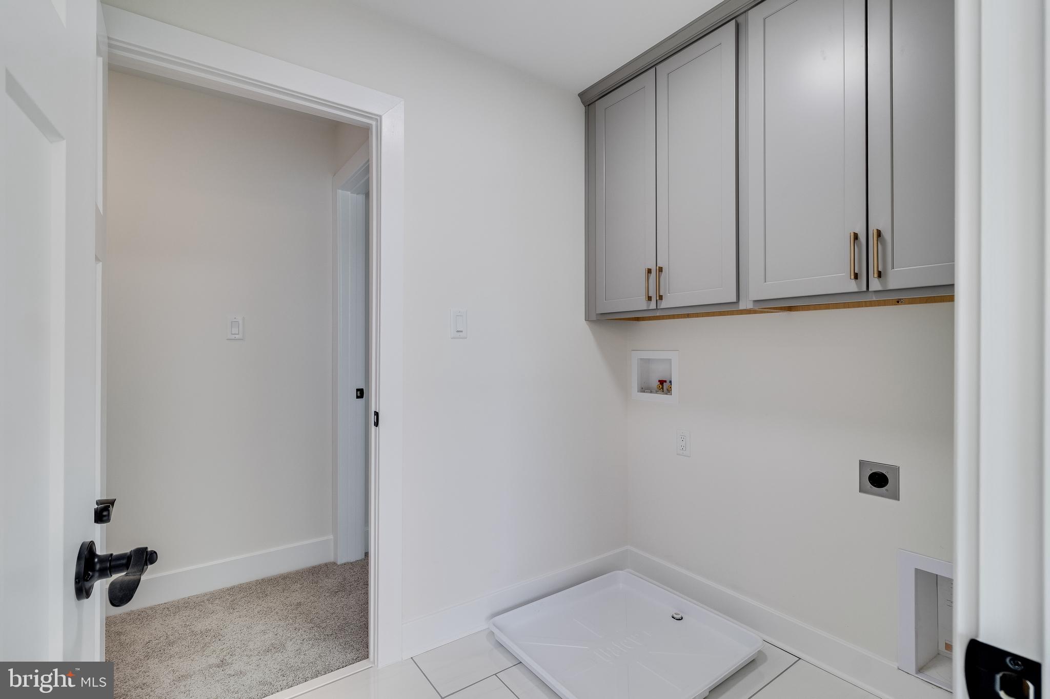 BANKS O'DEE - Residential