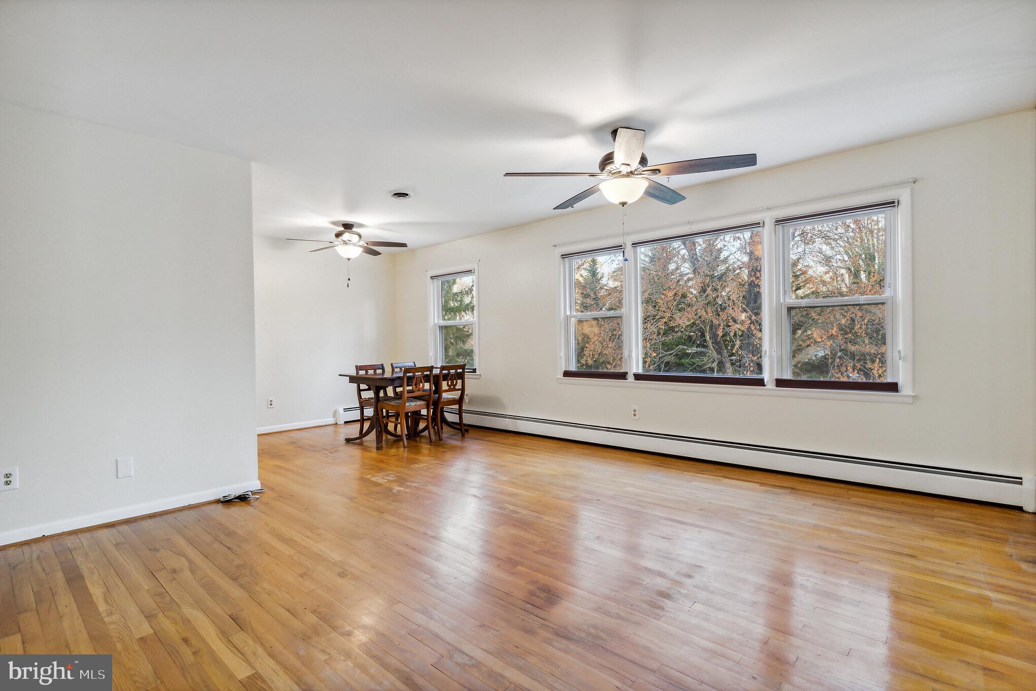 BROCK HALL MANOR - Residential