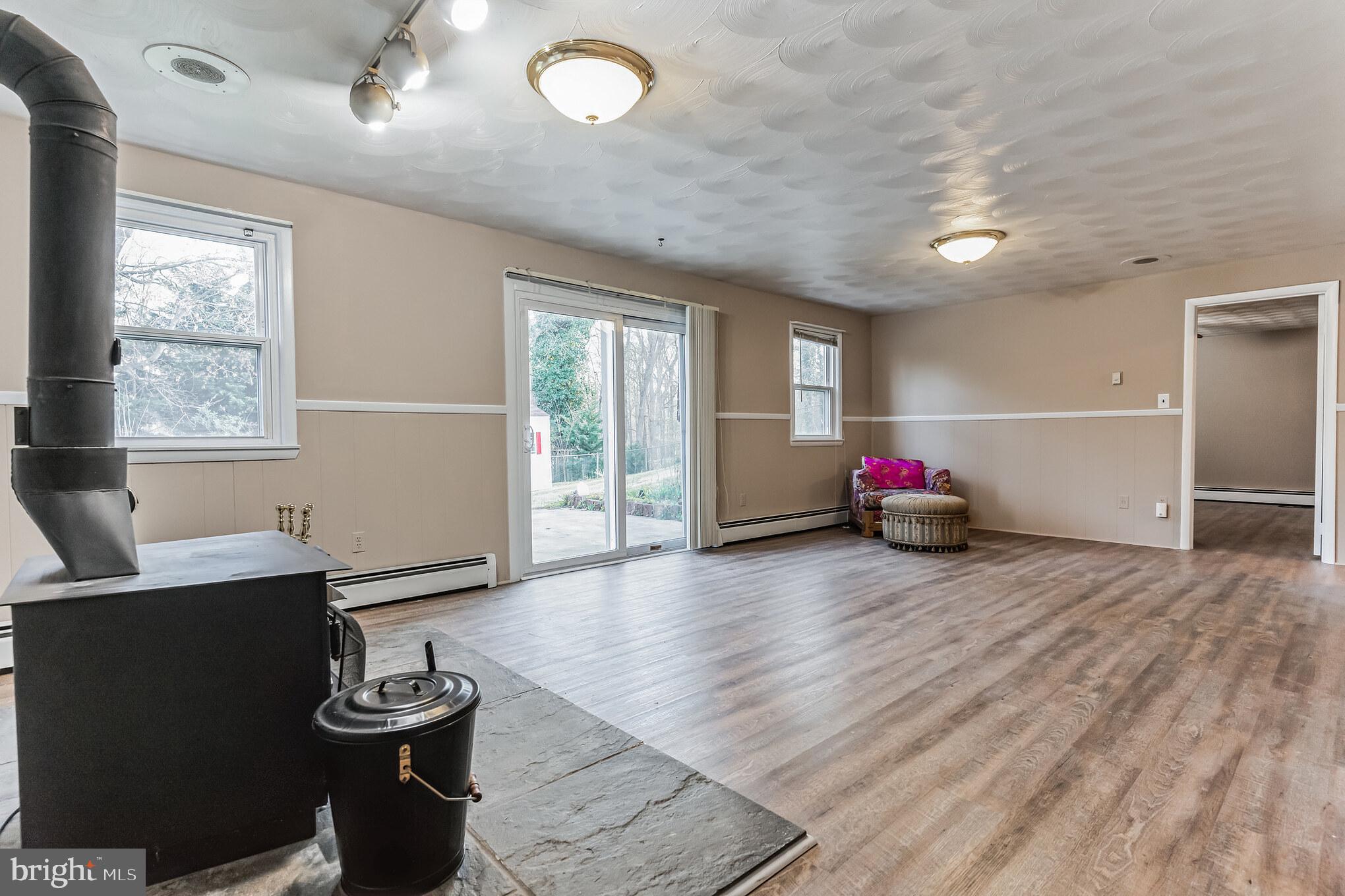 BROCK HALL MANOR - Residential