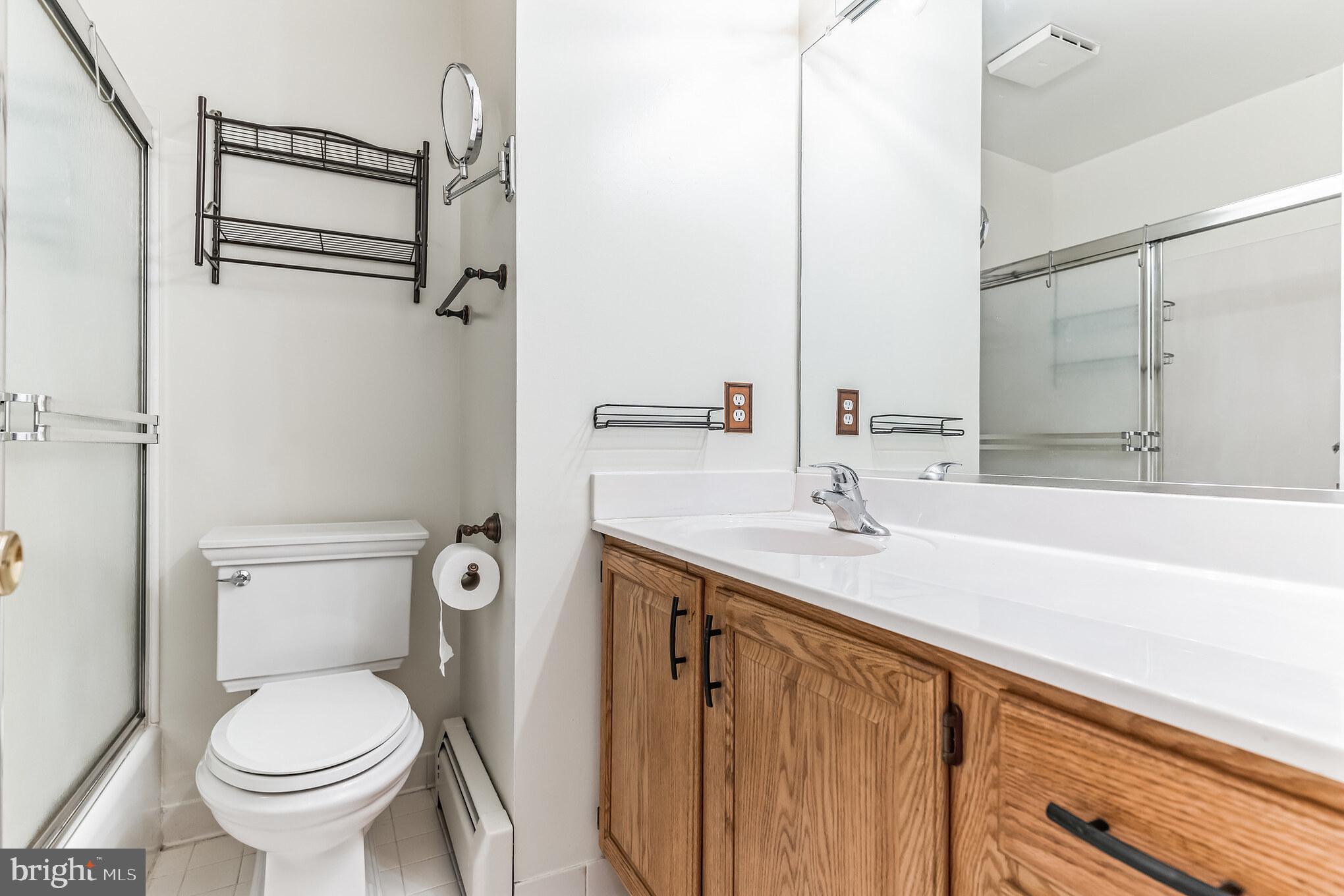 BROCK HALL MANOR - Residential