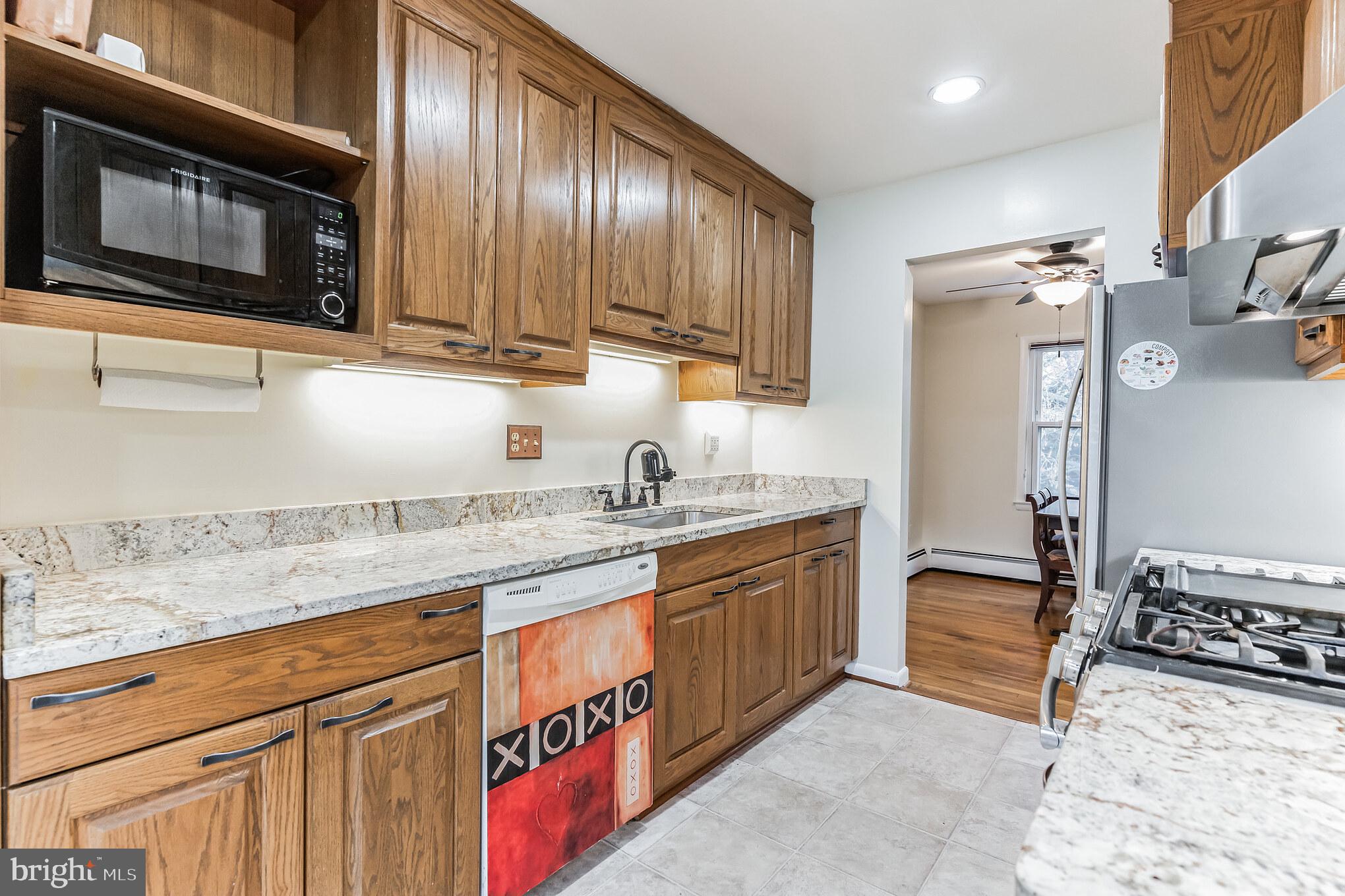 BROCK HALL MANOR - Residential