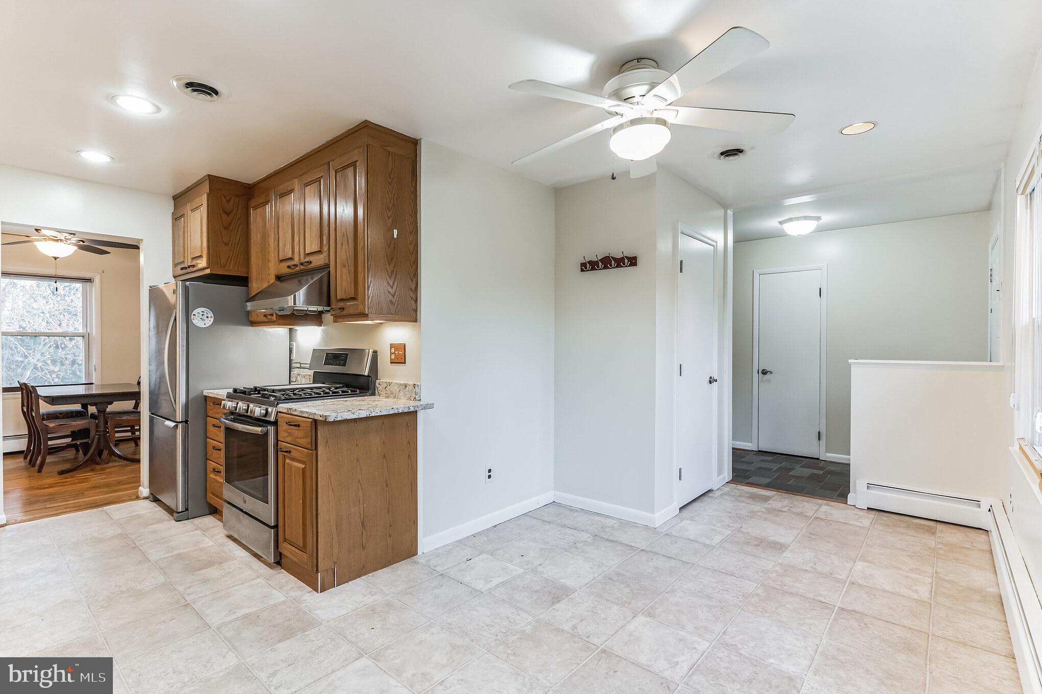 BROCK HALL MANOR - Residential