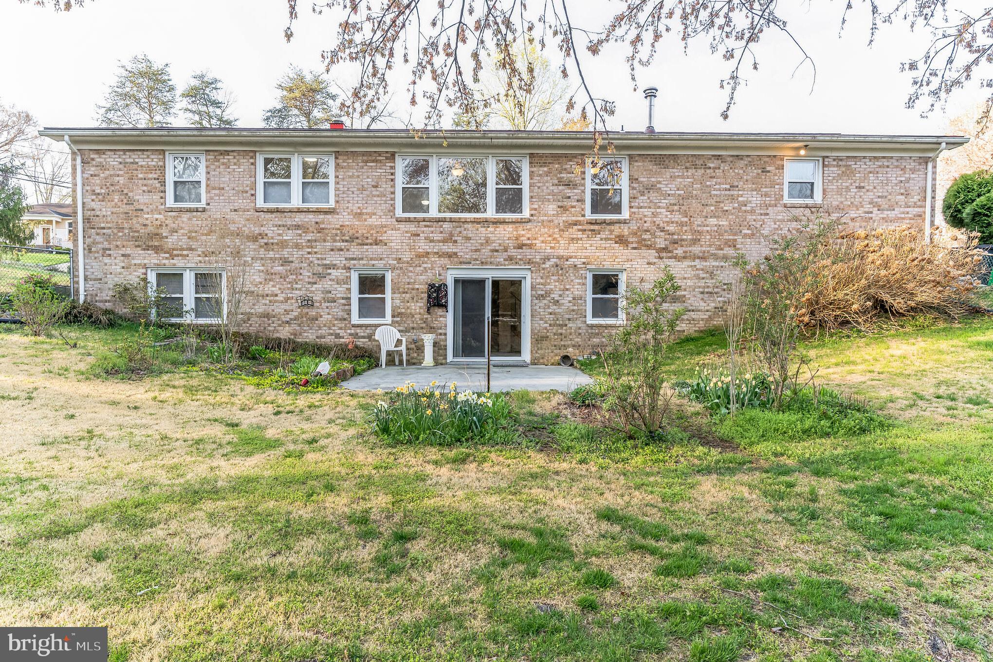 BROCK HALL MANOR - Residential