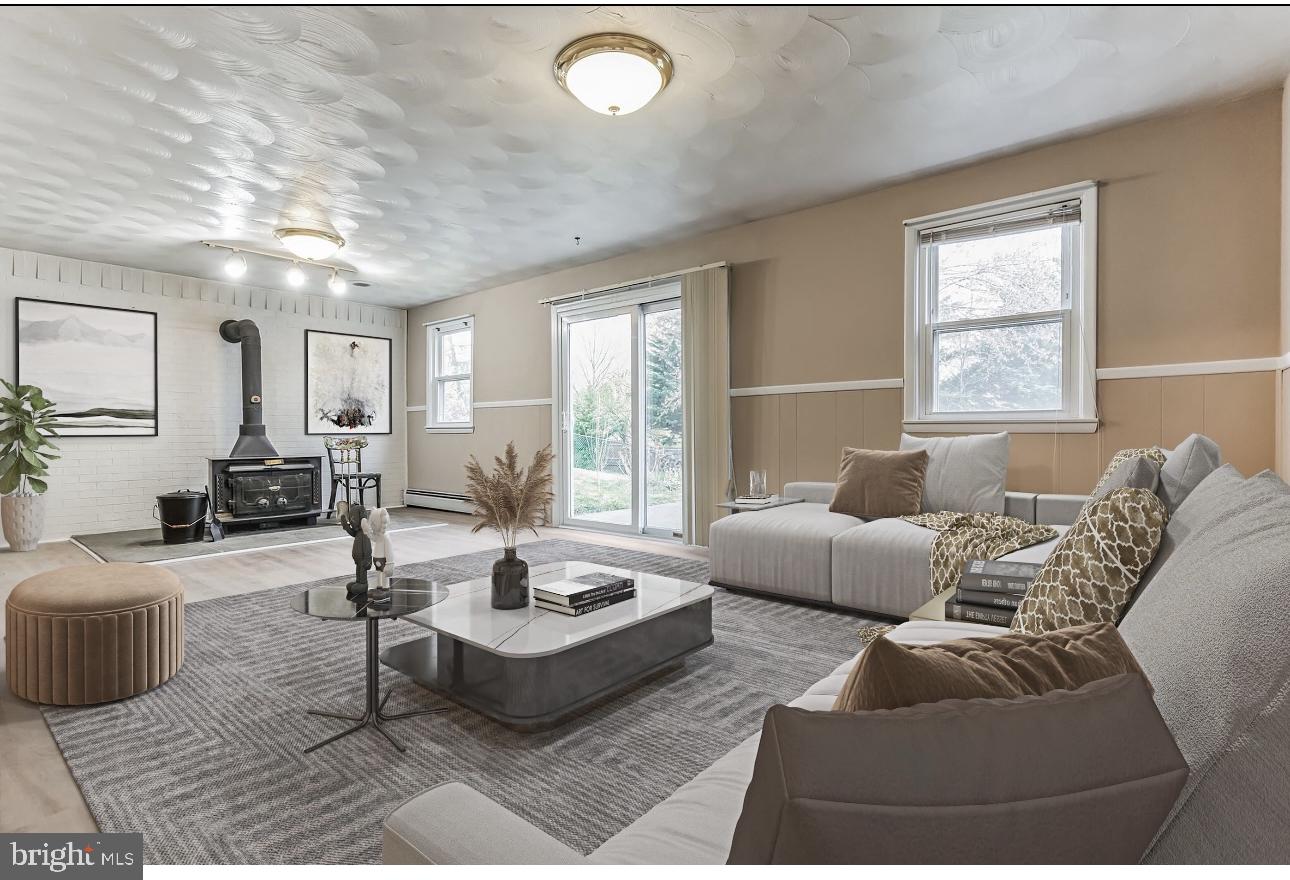 BROCK HALL MANOR - Residential