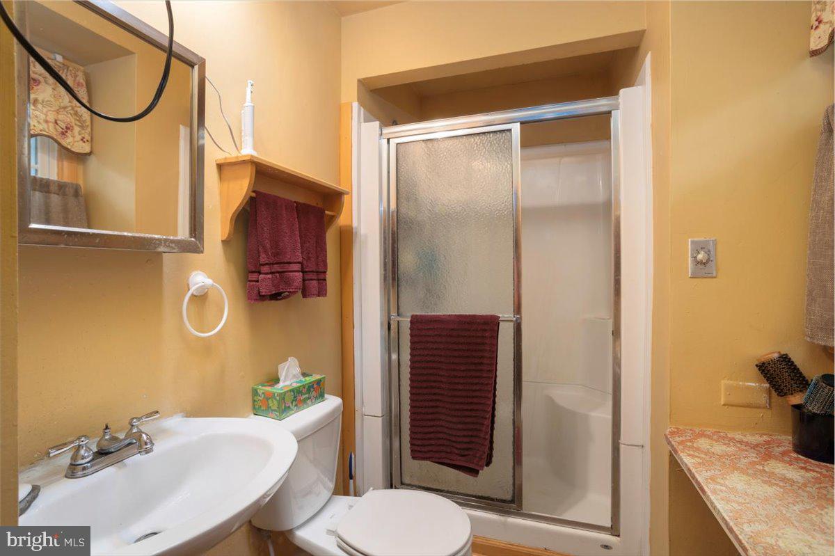 SARAH SKIPPER LANDS - Residential